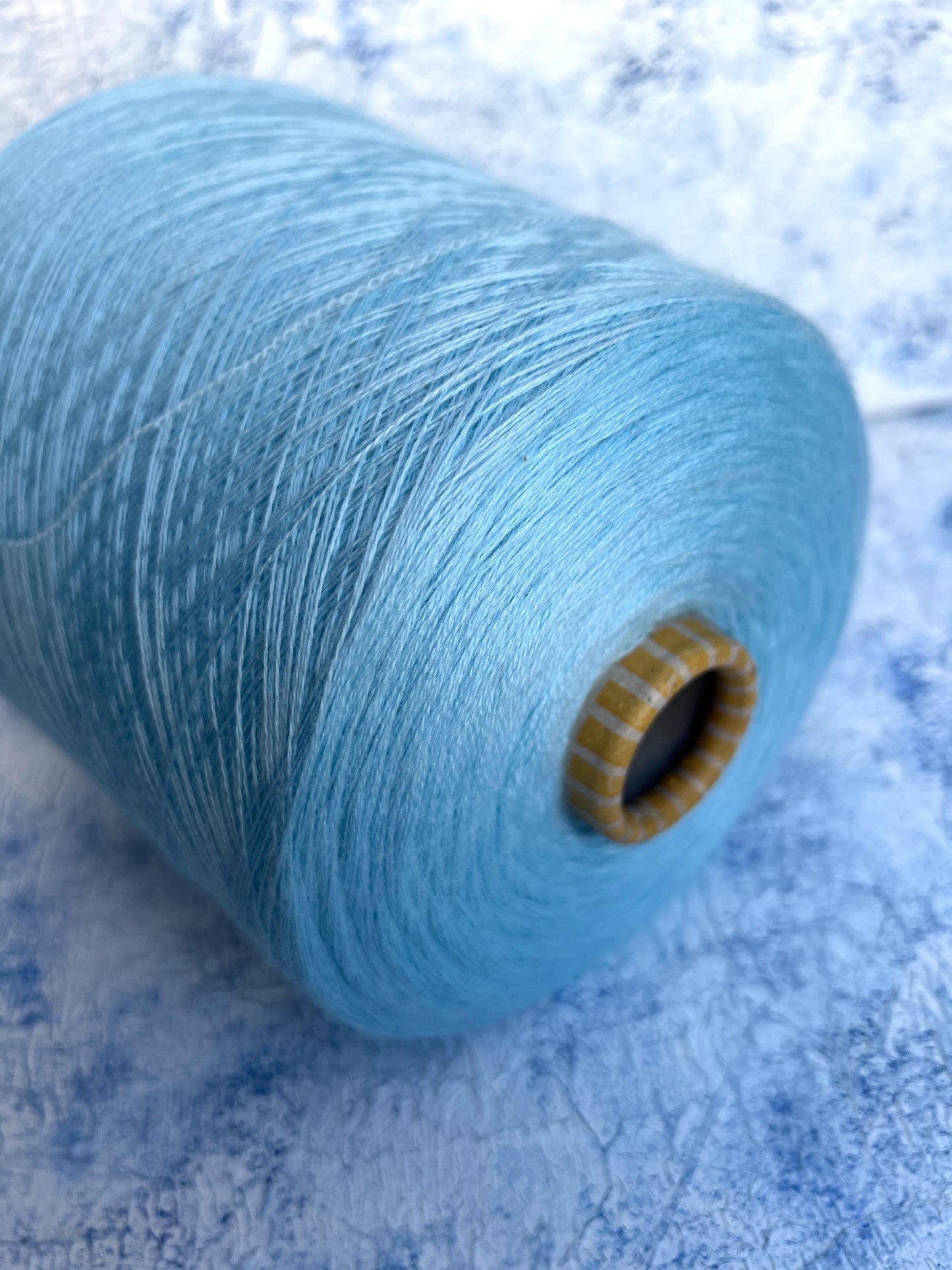 Merino wool yarn 100%,Biell Yarn Victoria. Color SkyBlue. Per 100 gr