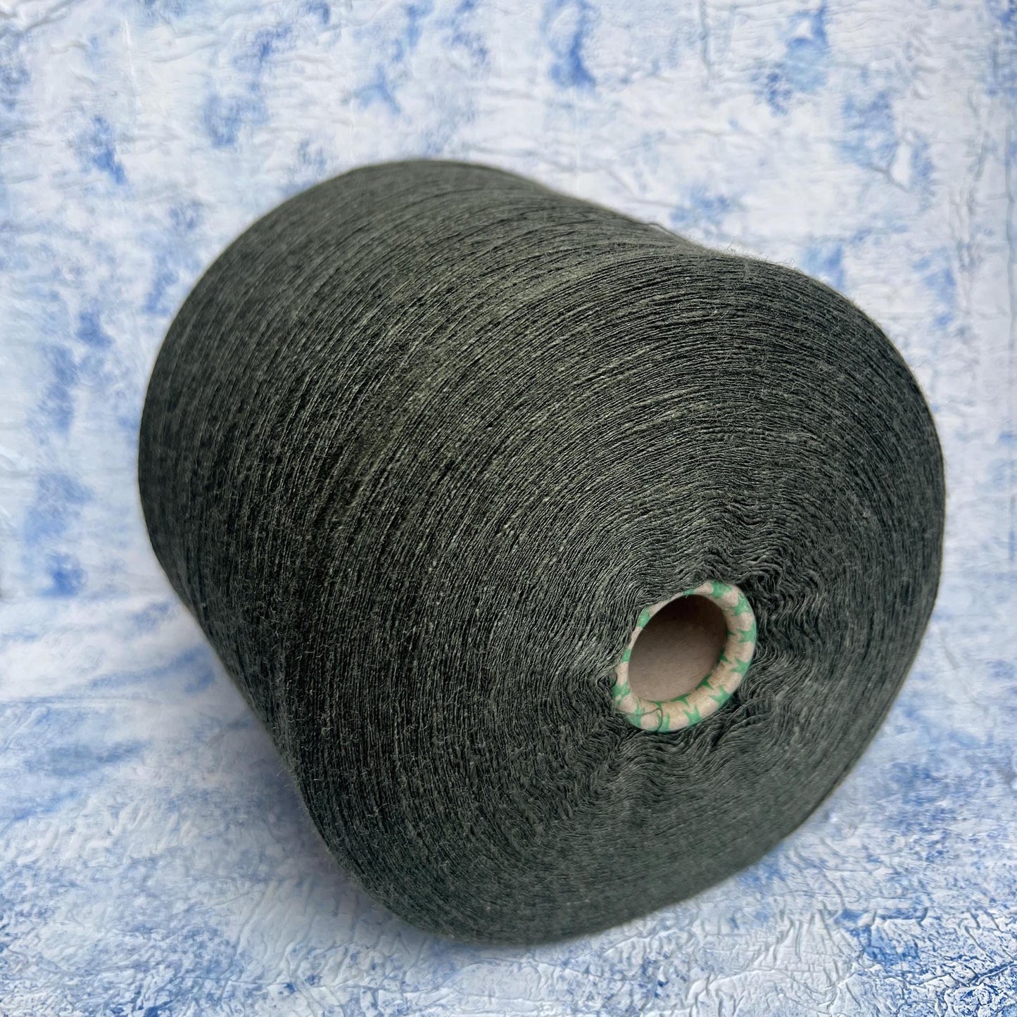 Merino yarn 50% & Silk yarn 50%, Biell Yarn, Dark Olive.Per 100 gr