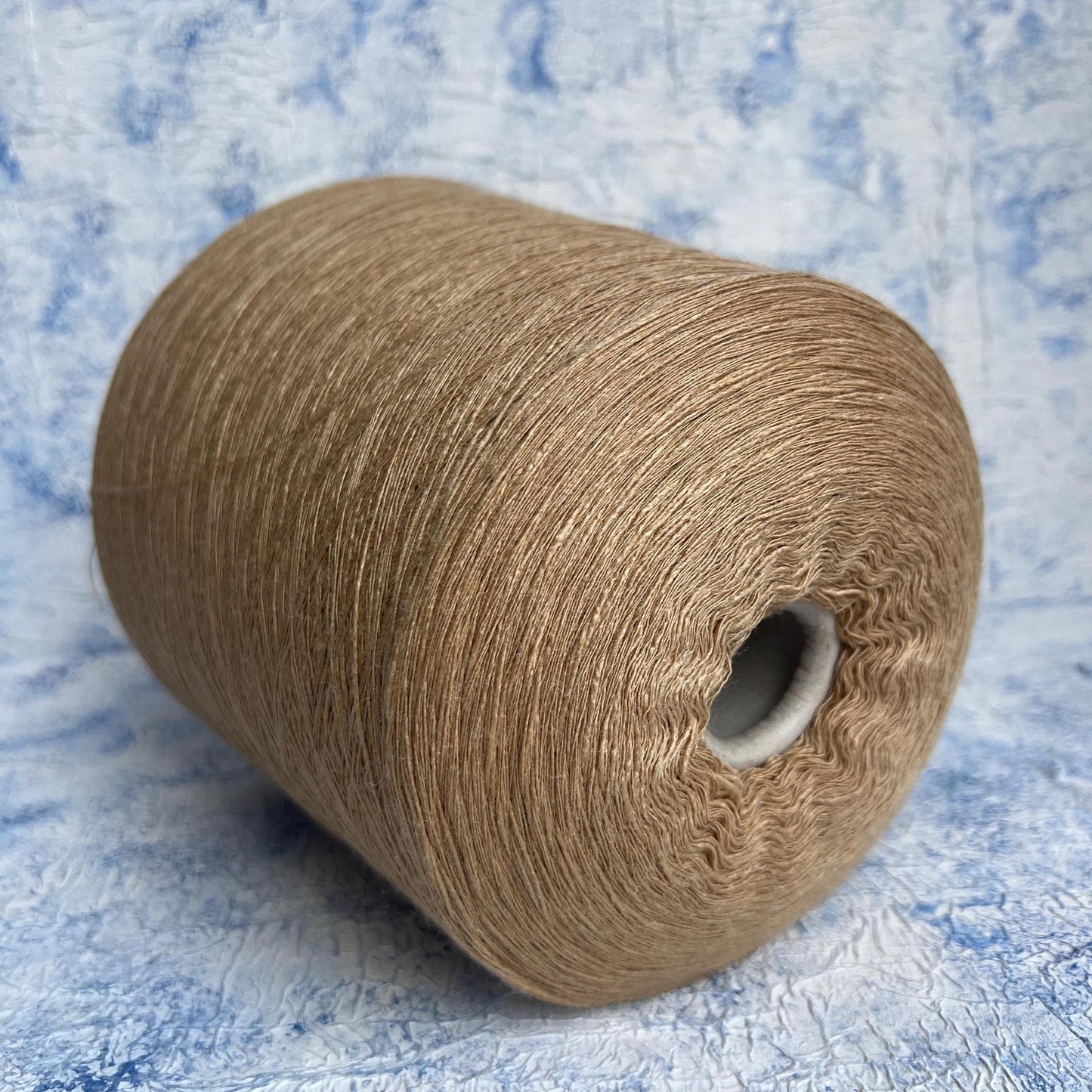 Merino yarn 50% & Silk yarn 50%, Biell Yarn, Beige.Per 100 gr