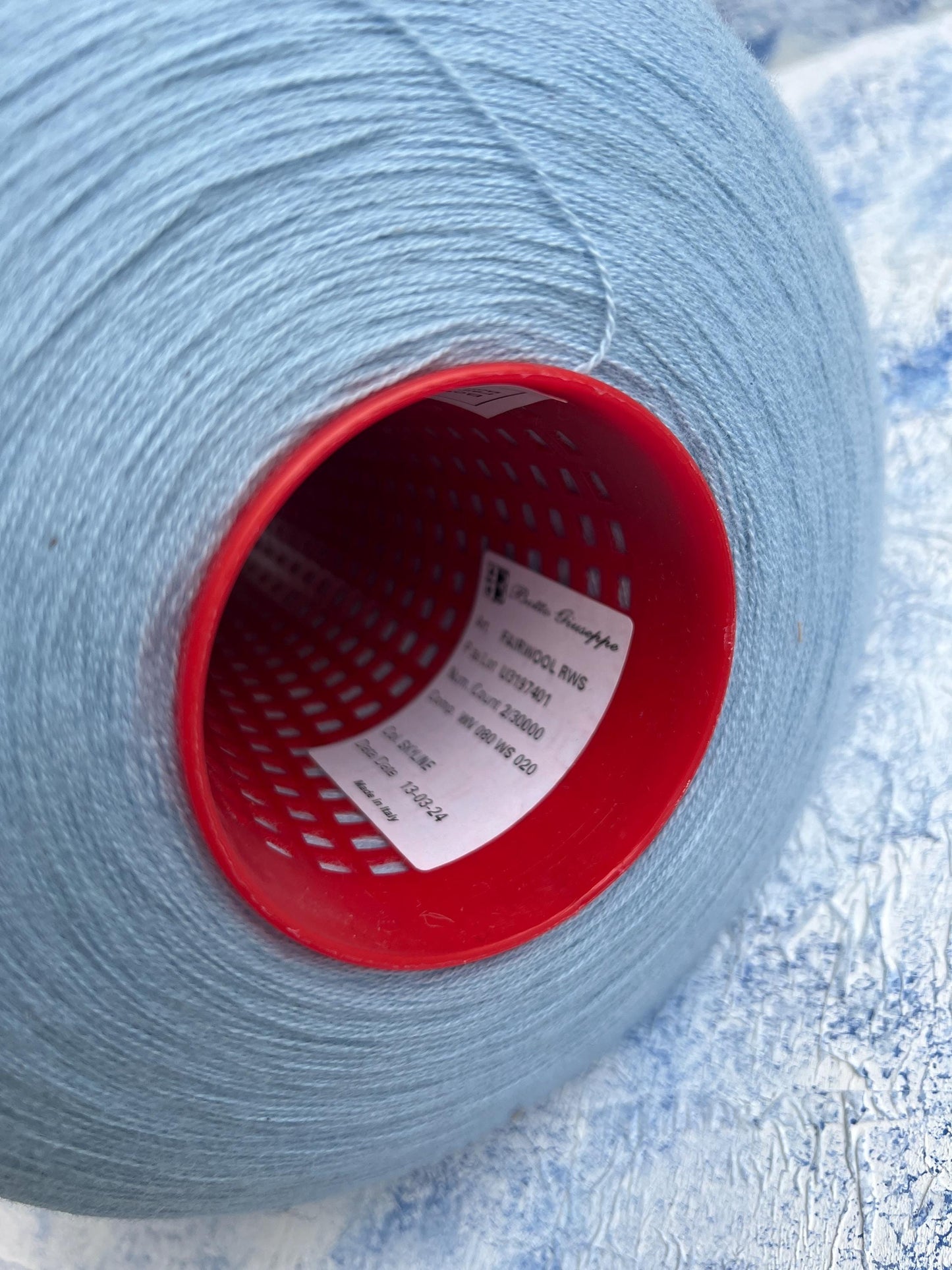 100% Merino wool fine yarn. Nm 2/30, Color Blue.Per 100 gr