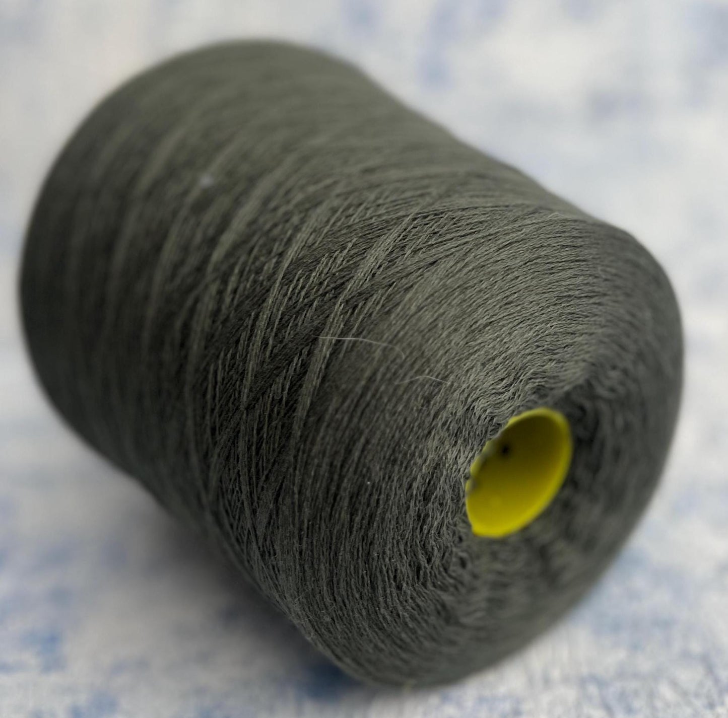 Cashmere Yarn 100%, Filati biagioli modesto yarn, Color Green. Per 100 gr