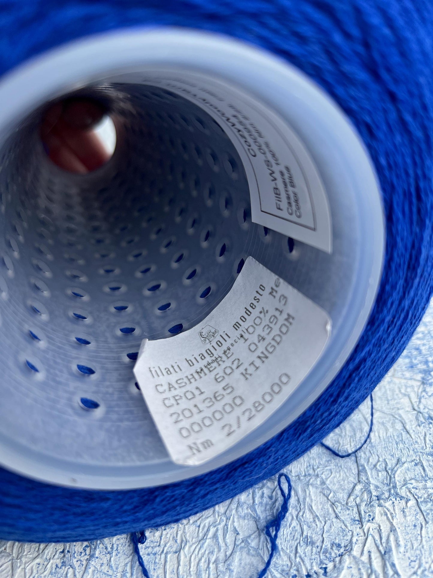 Cashmere lace yarn 100%, Filati biagioli modesto yarn, Color Blue. Per 100 gr