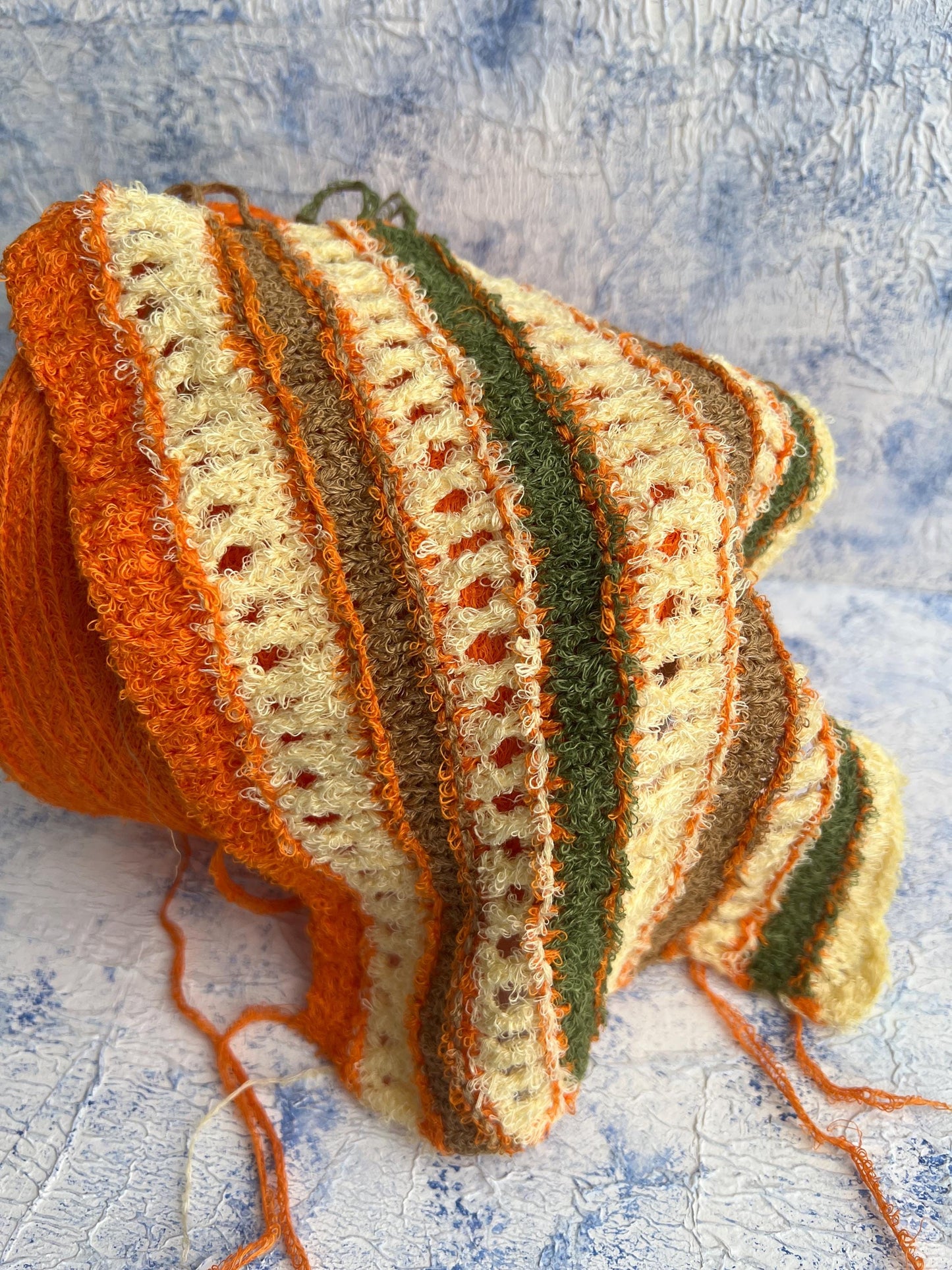 Sunflower,94% Lino yarn, 6% PA, Filpucci yarn, Corallo.Per 100 gr