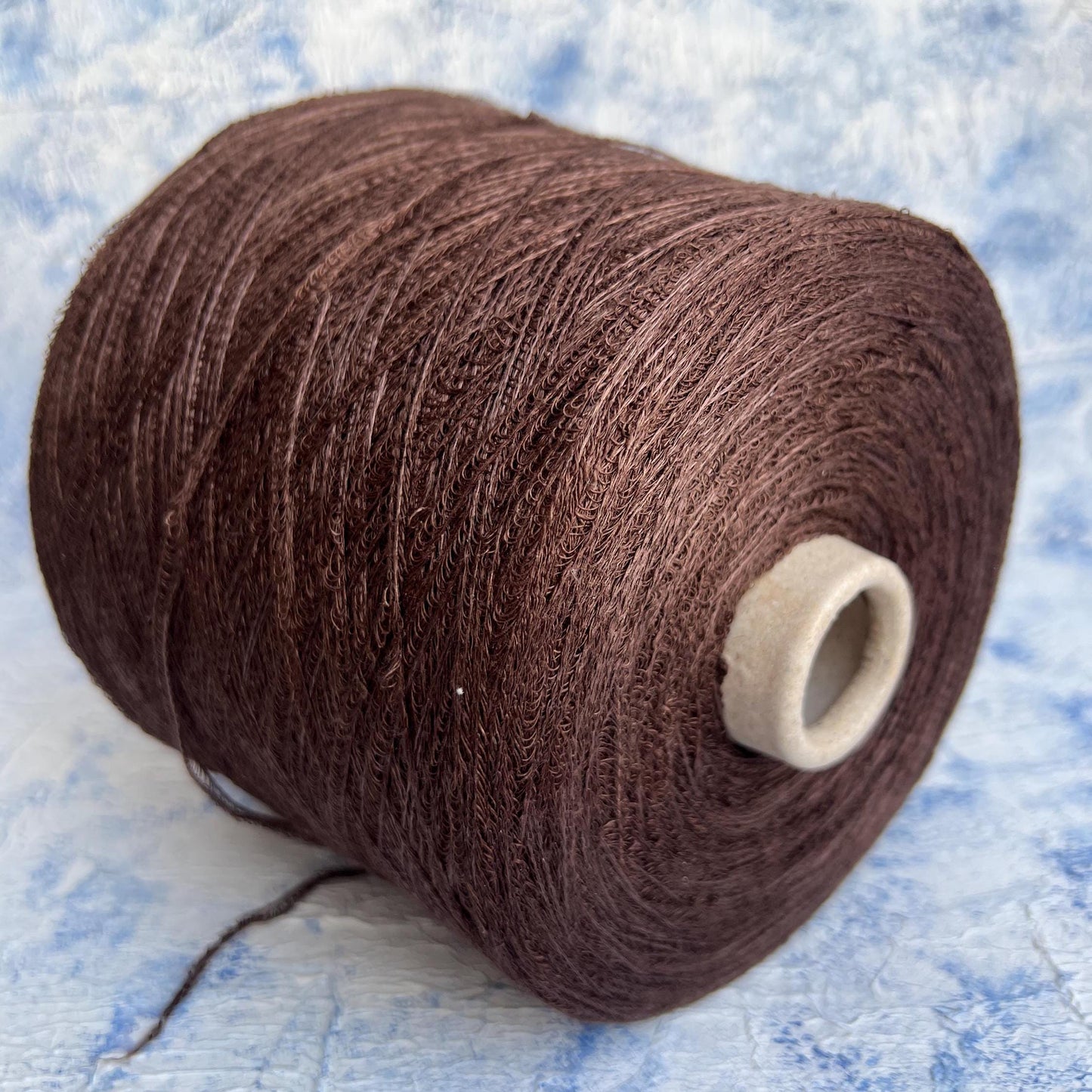 Sunflower, 94% Lino yarn, 6% PA, Filpucci yarn on Cone, Brown.Per 100 gr