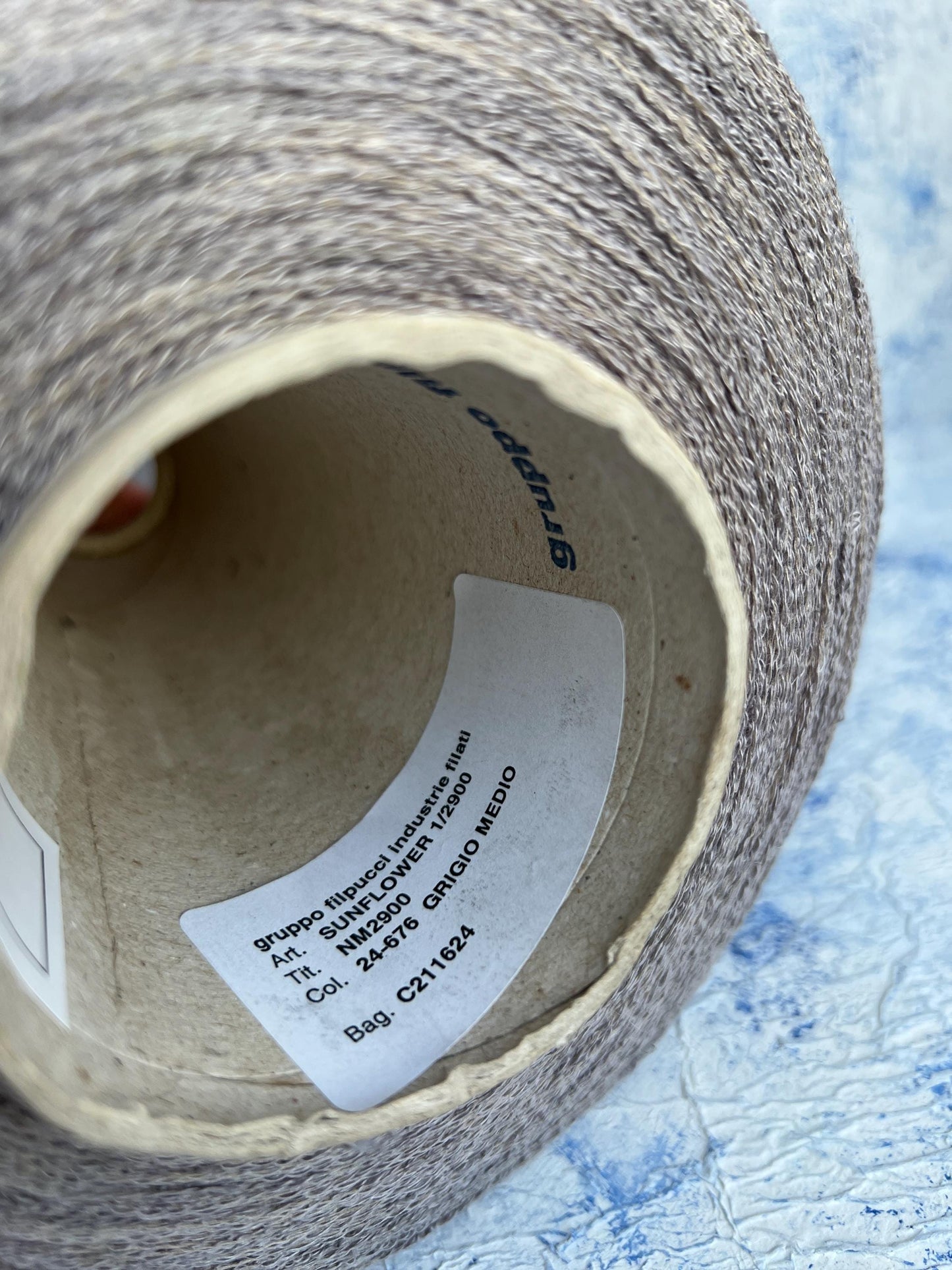 Sunflower, 94% Lino yarn, 6% PA, Filpucci yarn on Cone,Gray.Per 100 gr