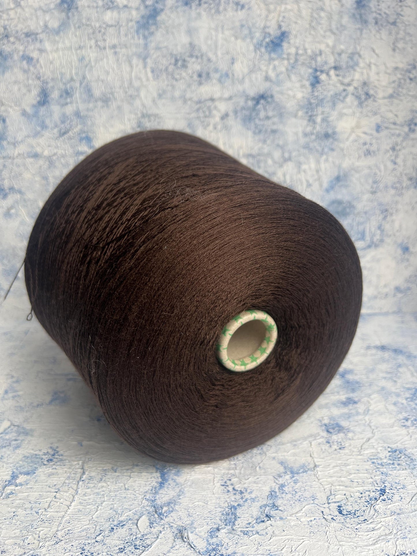 100% Merino wool yarn, Filivivi Srl yarn. Nm 2/30, Color Brown. Per 100 gr