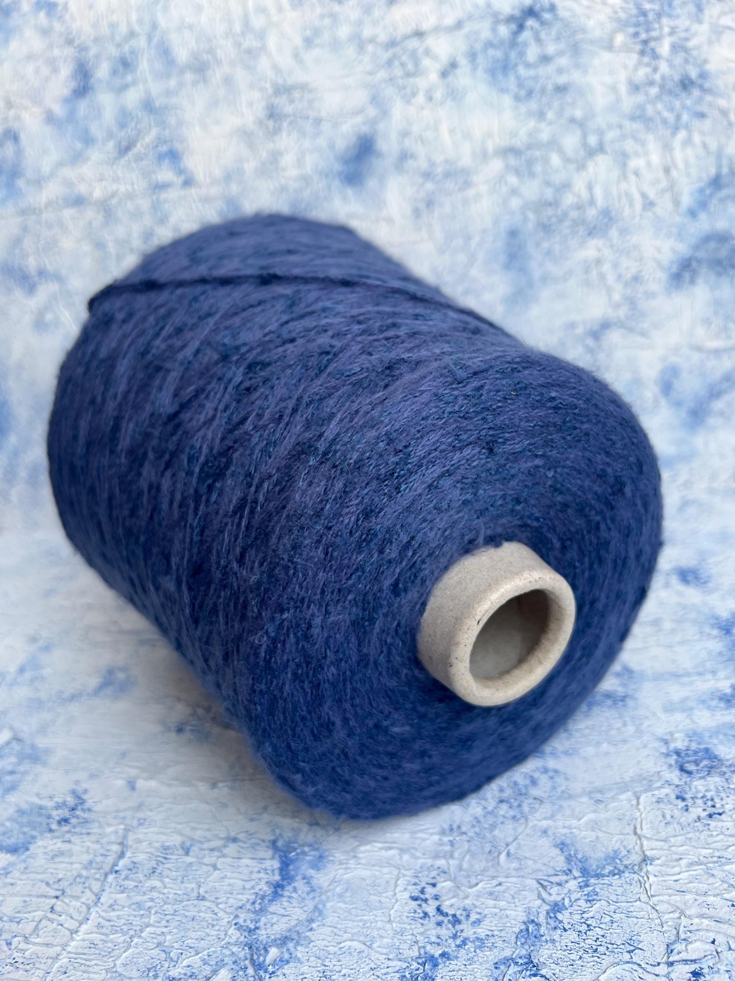 Cotton yarn 48%, PA 30%, Silk yarn 20%, Elast 2%.Moonflower, Blue. Per 100 gr