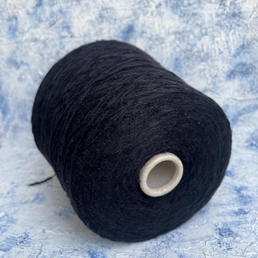 Cotton yarn 48%, PA 30%, Silk yarn 20%, Elast 2%.Moonflower, Black.Per 100 gr