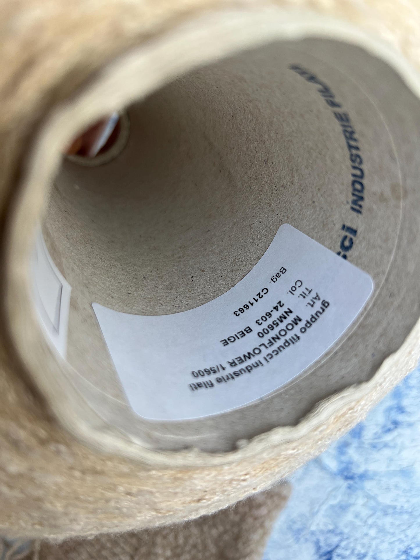 Cotton yarn 48%, PA 30%, Silk yarn 20%, Elast 2%. 1/5600. Moonflower, Beige.Per 100 gr
