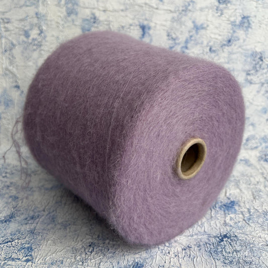 74% Baby Alpaca yarn, 26% PA yarn, Yarn for knitting, Color Lavander. Per 100 gr