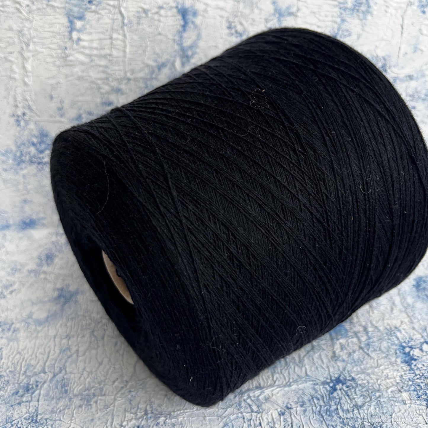 100% Cashmere Yarn Loro Piana. Color Black. Yarn for Knitting & Weaving