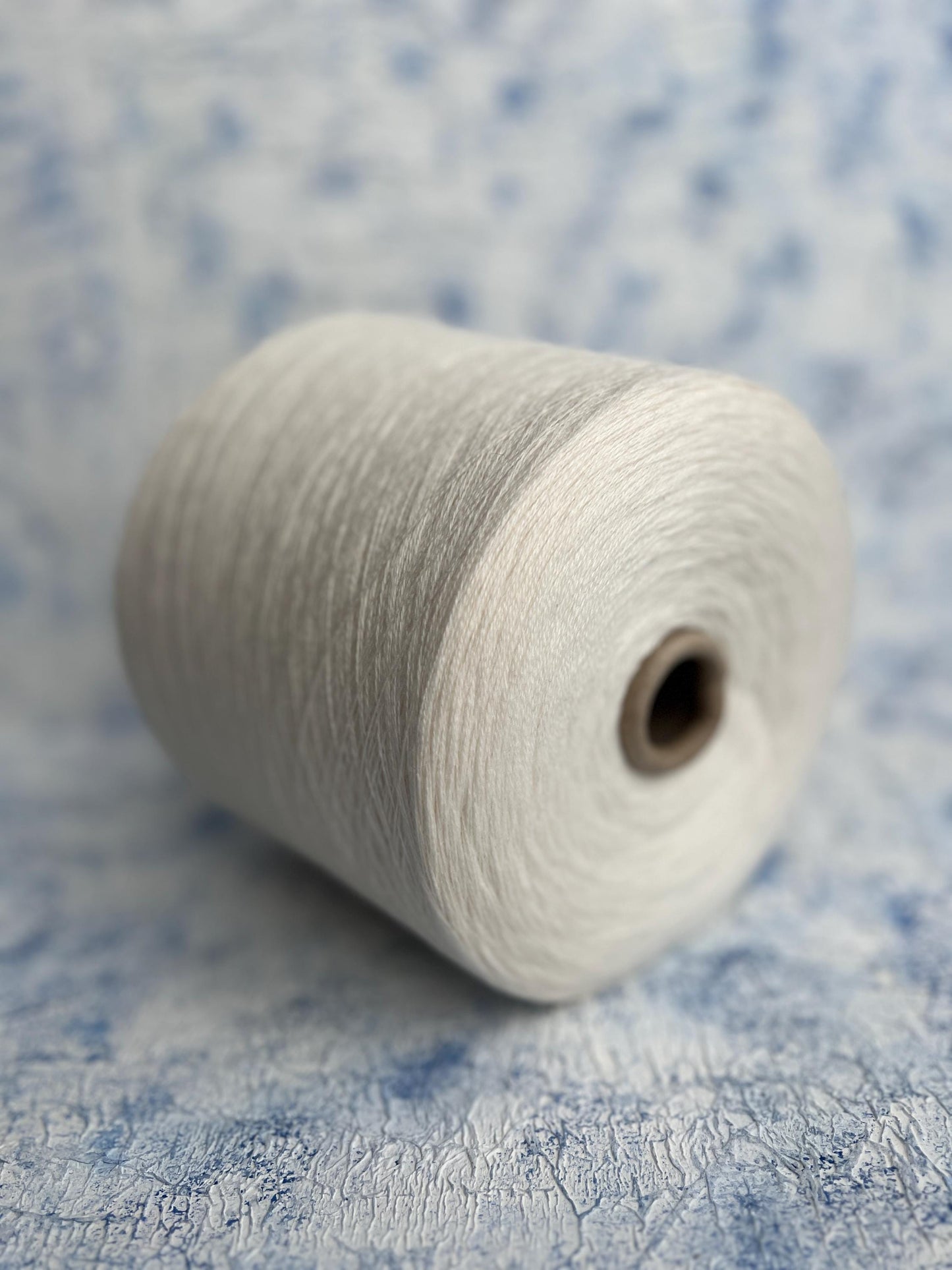 Cashmere Yarn 100%,Loro Piana Yarn on Cone, White. Per 100 gr