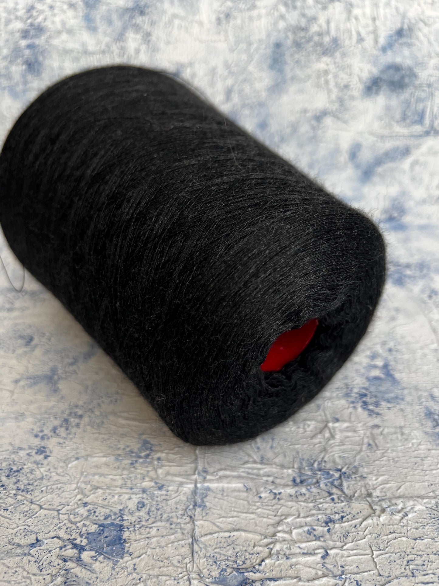 Cashmere yarn 80%, Silk yarn 20%, Botto yarn, Color Black.Per 100 gr