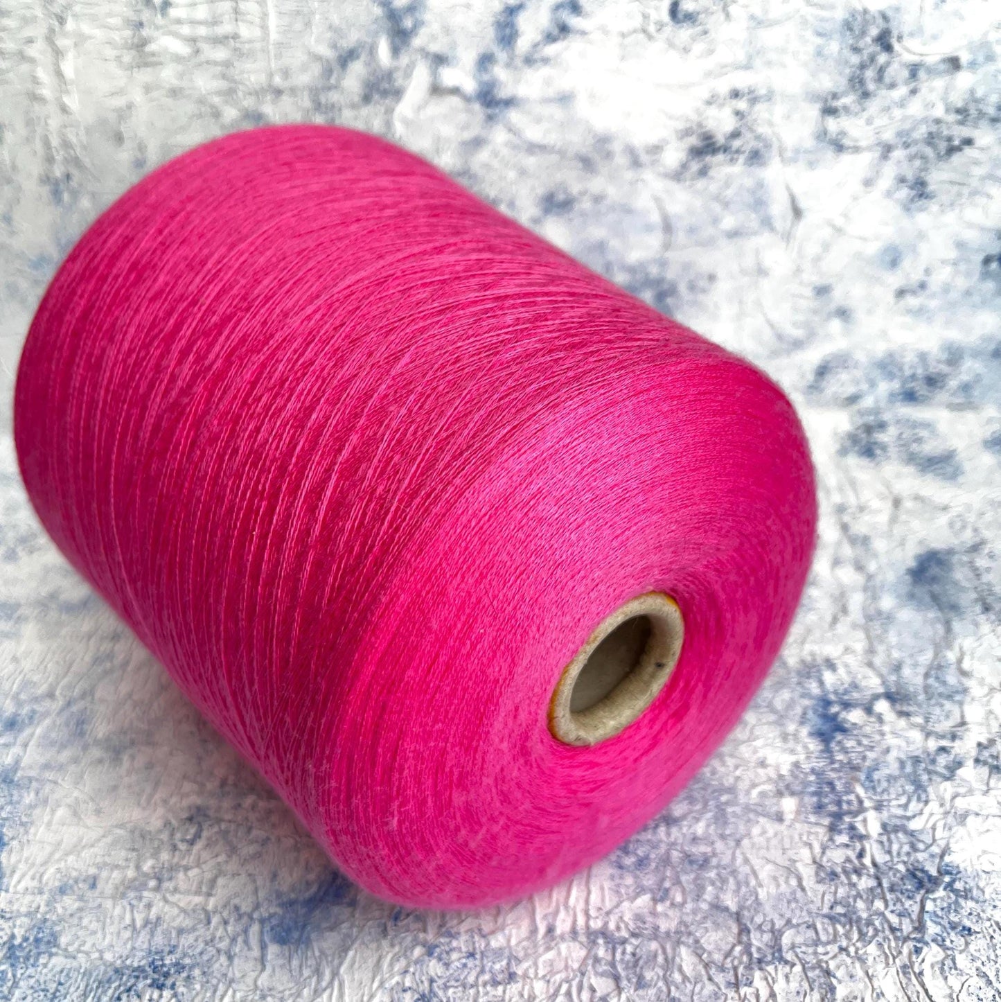 Merino yarn 100%,Loro Piana Malfile yarn on Cone,Fuxia.Per 100 gr