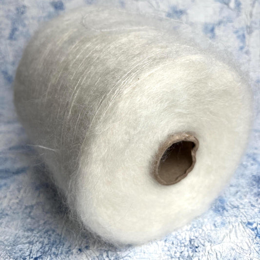 Kid Mohair 81% & Polyamide 17% & Elastan 2% Yarn, White.Per 100 gr