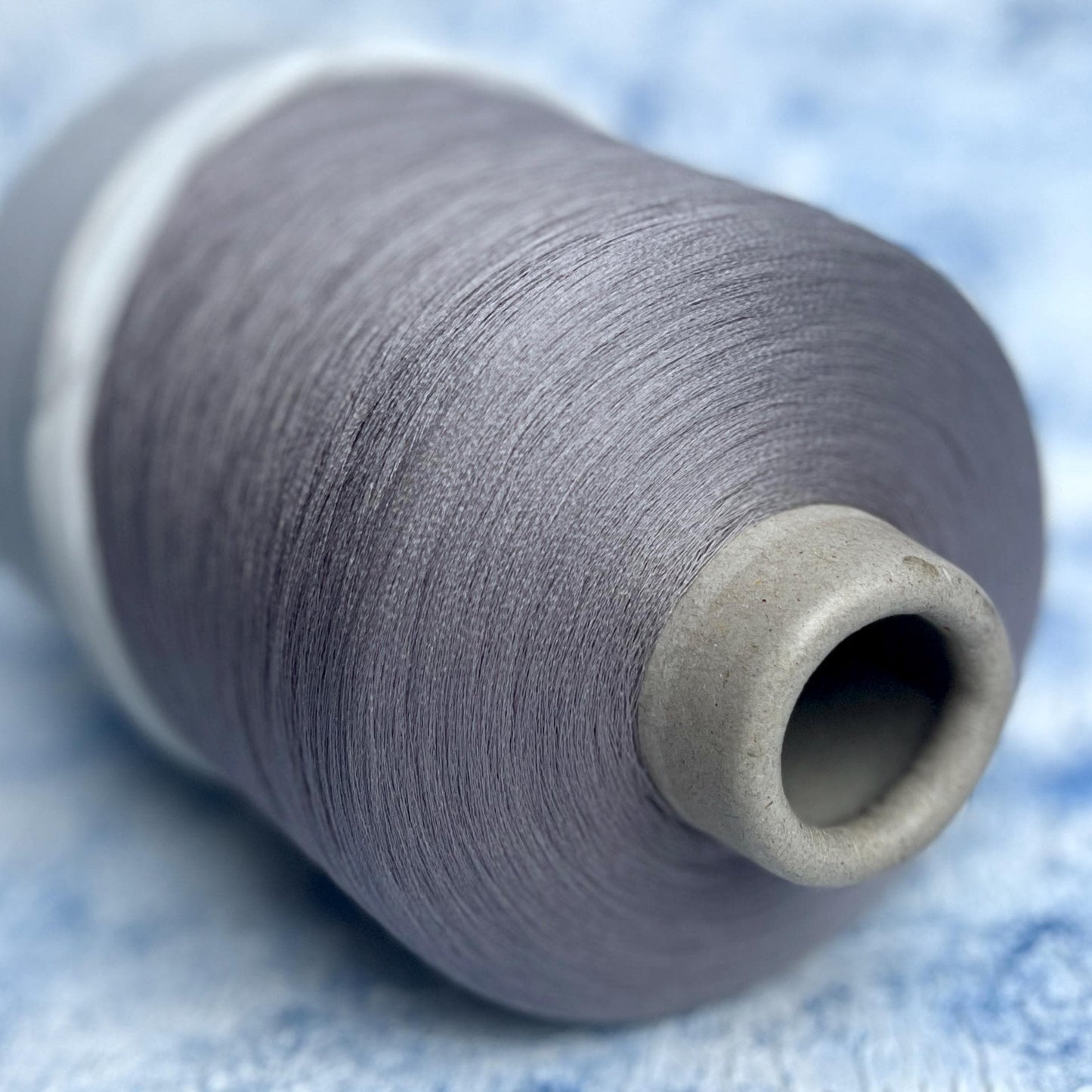 Silk Yarn 100%,Pecci yarn for knitting, Color Gainsboro. Per 100 gr