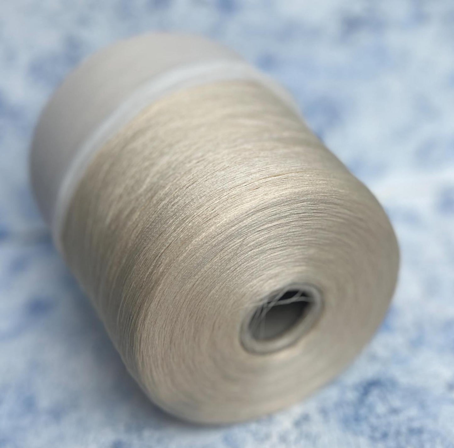 Silk yarn for Weaving or knitting 100%,Pecci yarn, Color Milk. Per 100 gr