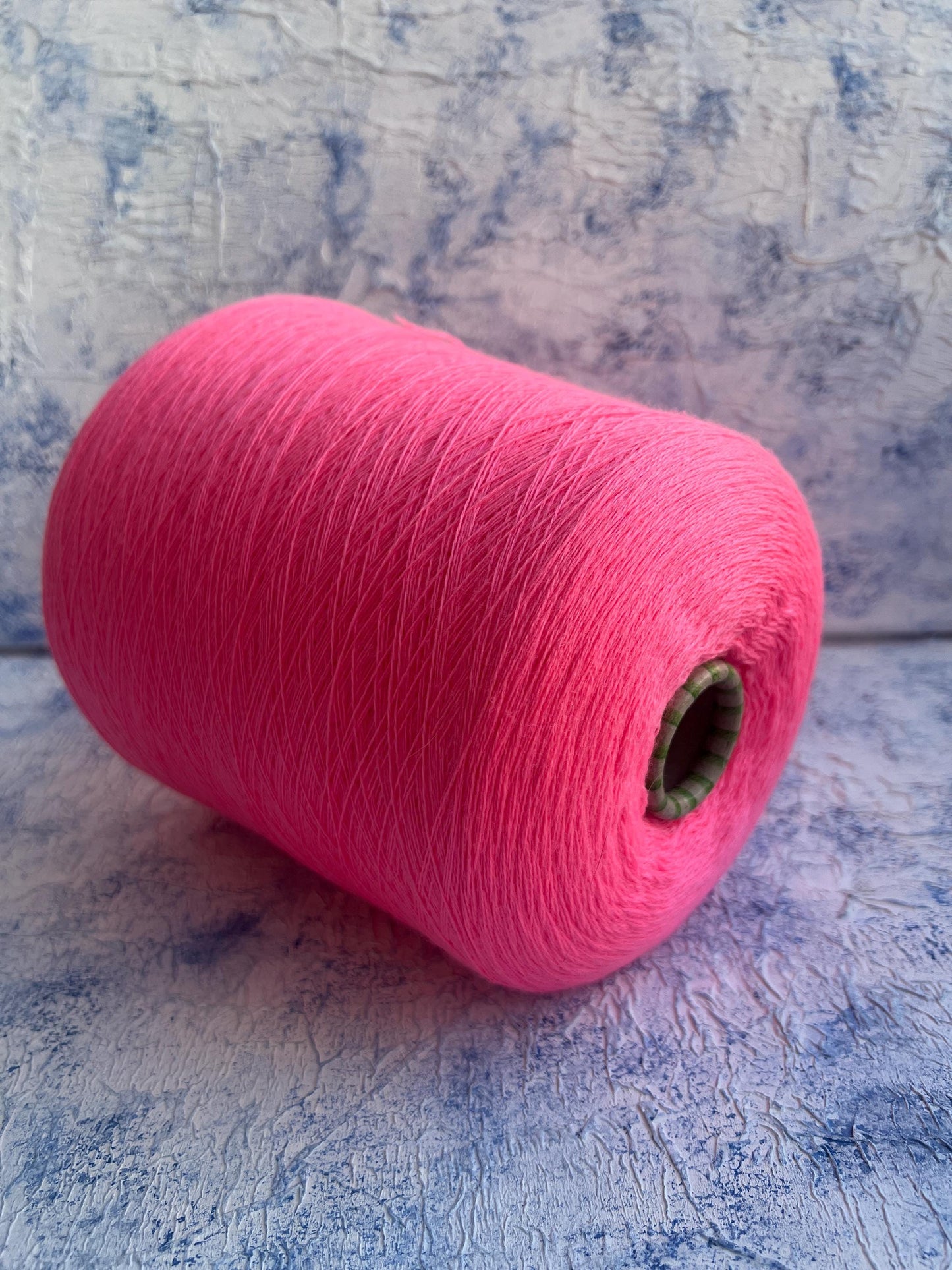 Merino wool yarn 100 %,Cashwool. Prisma Ricerche yarn - Pink. Per 100 gr