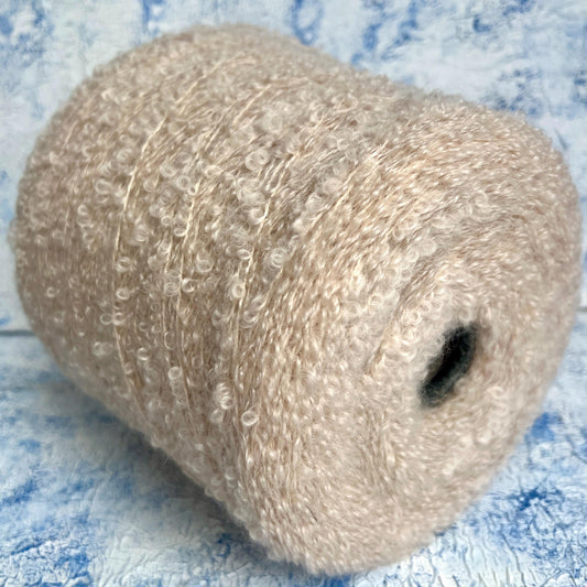 Boucle Kid Mohair 75% & Silk 25% yarn-Light Beige.Per 100 gr