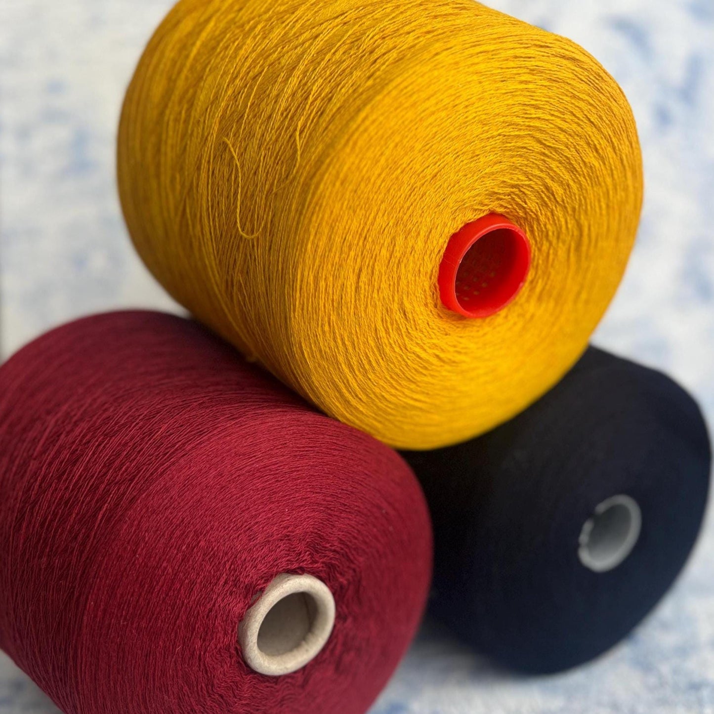 Cashmere yarn 100%, Yarn on Cone, Todd&Duncan - Pirate. Per 100 gr