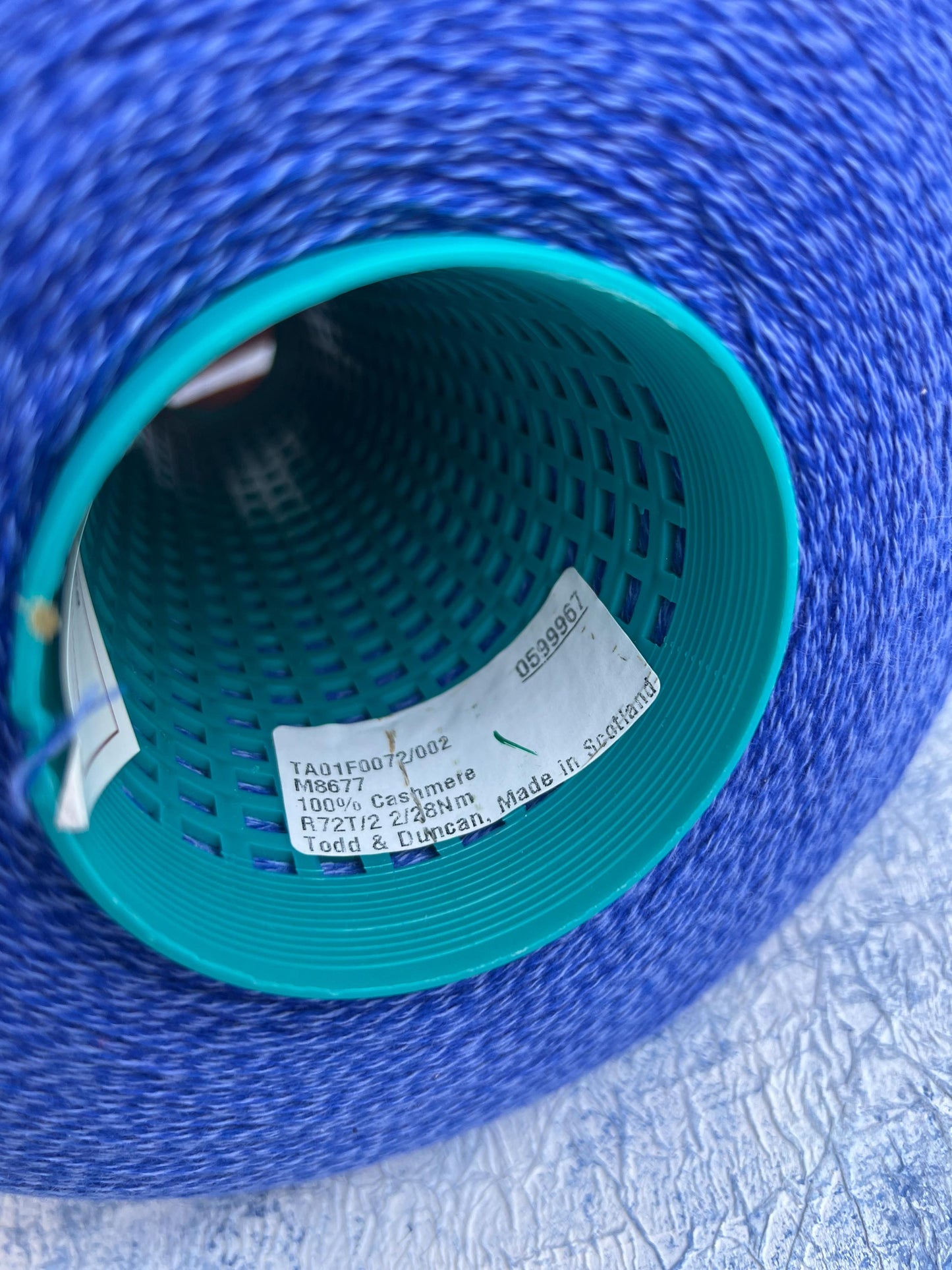 Cashmere yarn 100%, Todd&Duncan.Melange Royal Blue&White.Per 100 gr