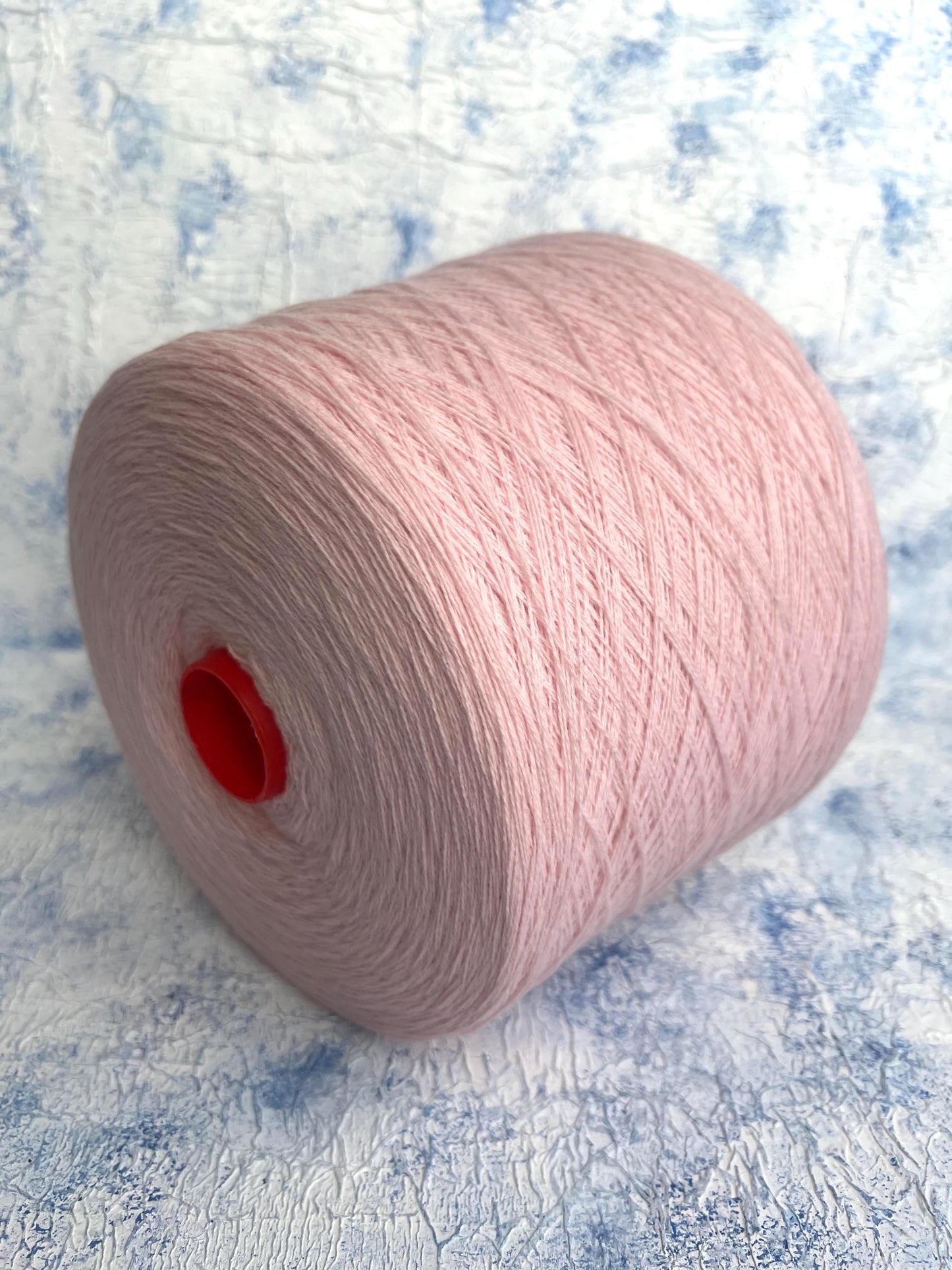 Cashmere yarn 100%on cone for knitting,Todd&Duncan-Pink.Per 100 gr