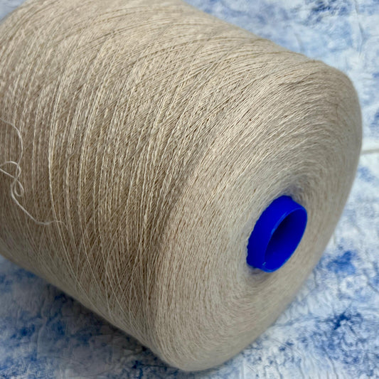 Cashmere 78% & Cotton 22% yarn,Todd&Duncan yarn, Color Canvas. Per 100 gr