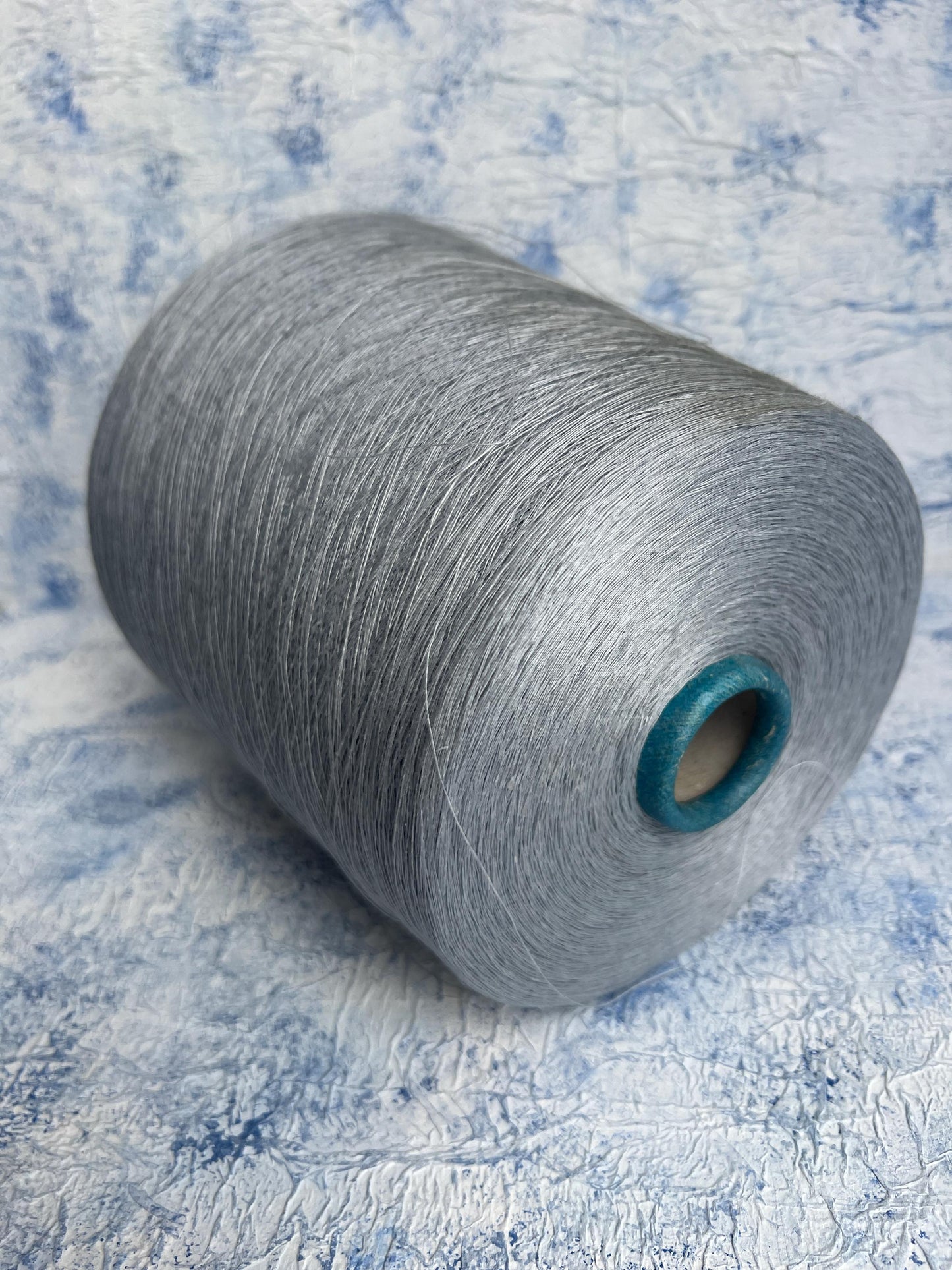 Linen Yarn 100%, Nm 1/26, Tollegno SPA, Color Light Blue.Per 100 gr