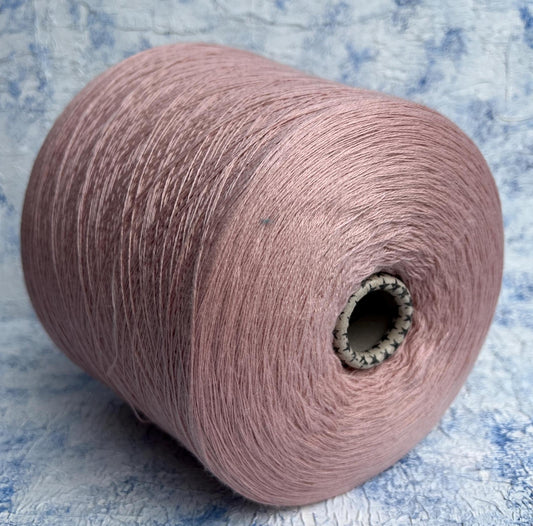 100% Merino yarn, Toolegno Harmony 2 yarn. Color Cipria (Rosa).Per 100 gr