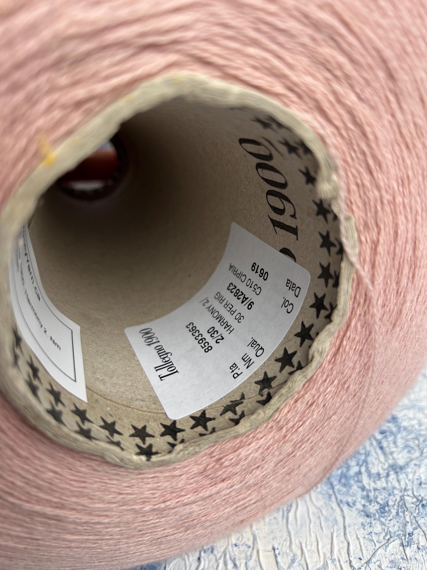 100% Merino yarn, Toolegno Harmony 2 yarn. Color Cipria (Rosa).Per 100 gr