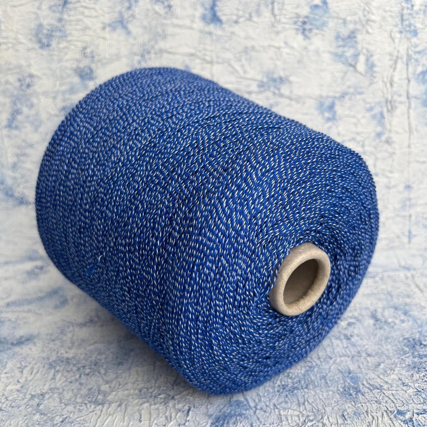 Cotton Chanel. 88% Cotton yarn, 3% Cashmere, 9% PA. Blue .Per 100 gr