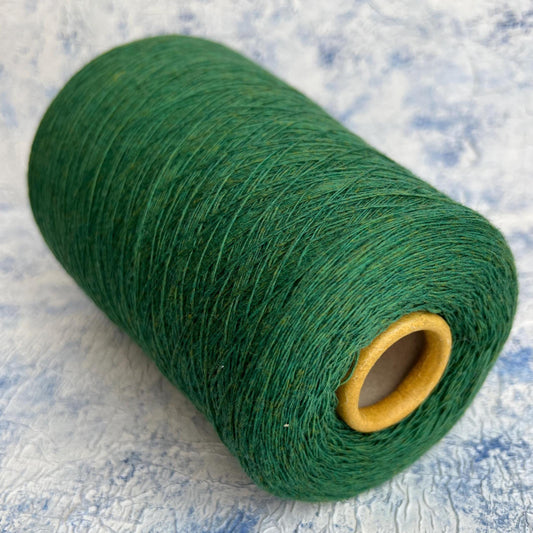 Merino yarn 100%,New Geelong,ZEGNA BARUFFA,Color Forest Green. Per 100 gr