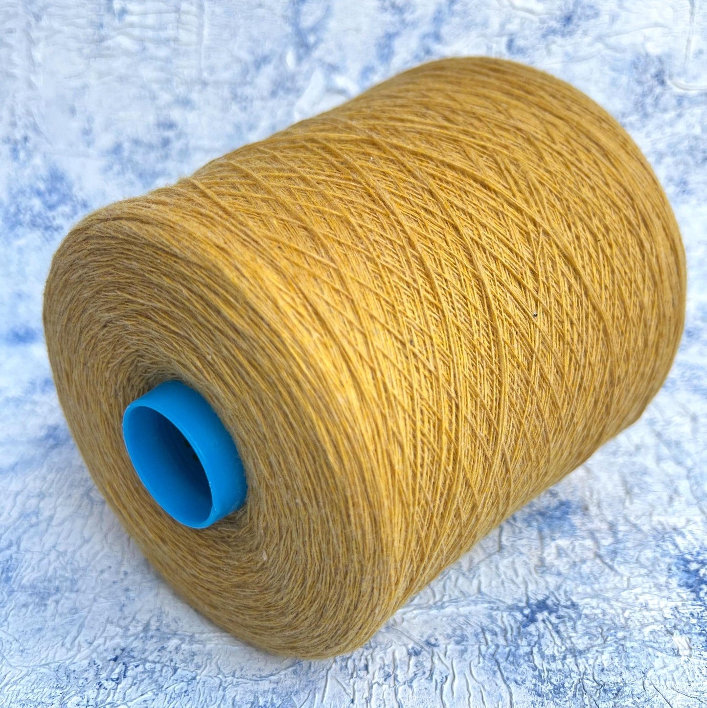 Merino yarn 100%, Supergeelong,ZEGNA BARUFFA , Color Mustard.Per 100 gr