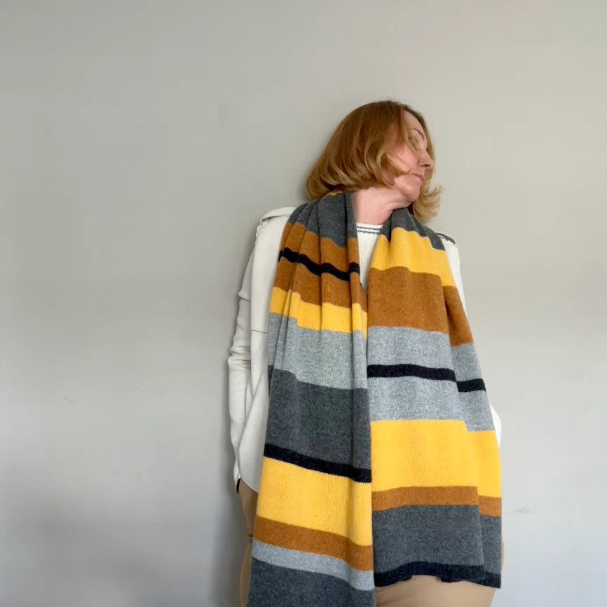 Indulge in Luxury: Cashmere Wool Scarf, Soft Travel Blanket, Pashmina Shawl, and Knitted Elegance