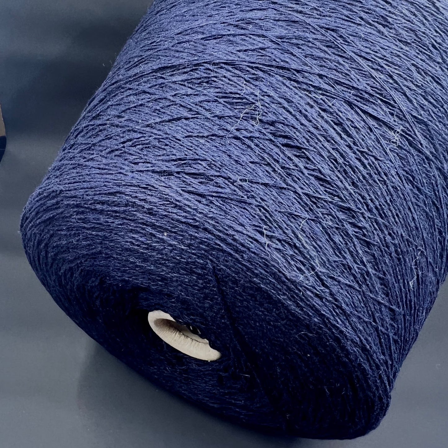 Premium Blend: 100% Cashmere and Coarsehair Yarn - Loro Piana-C003 9905 - Nm 2/11 Weight - Deep Blue, per 100 gr