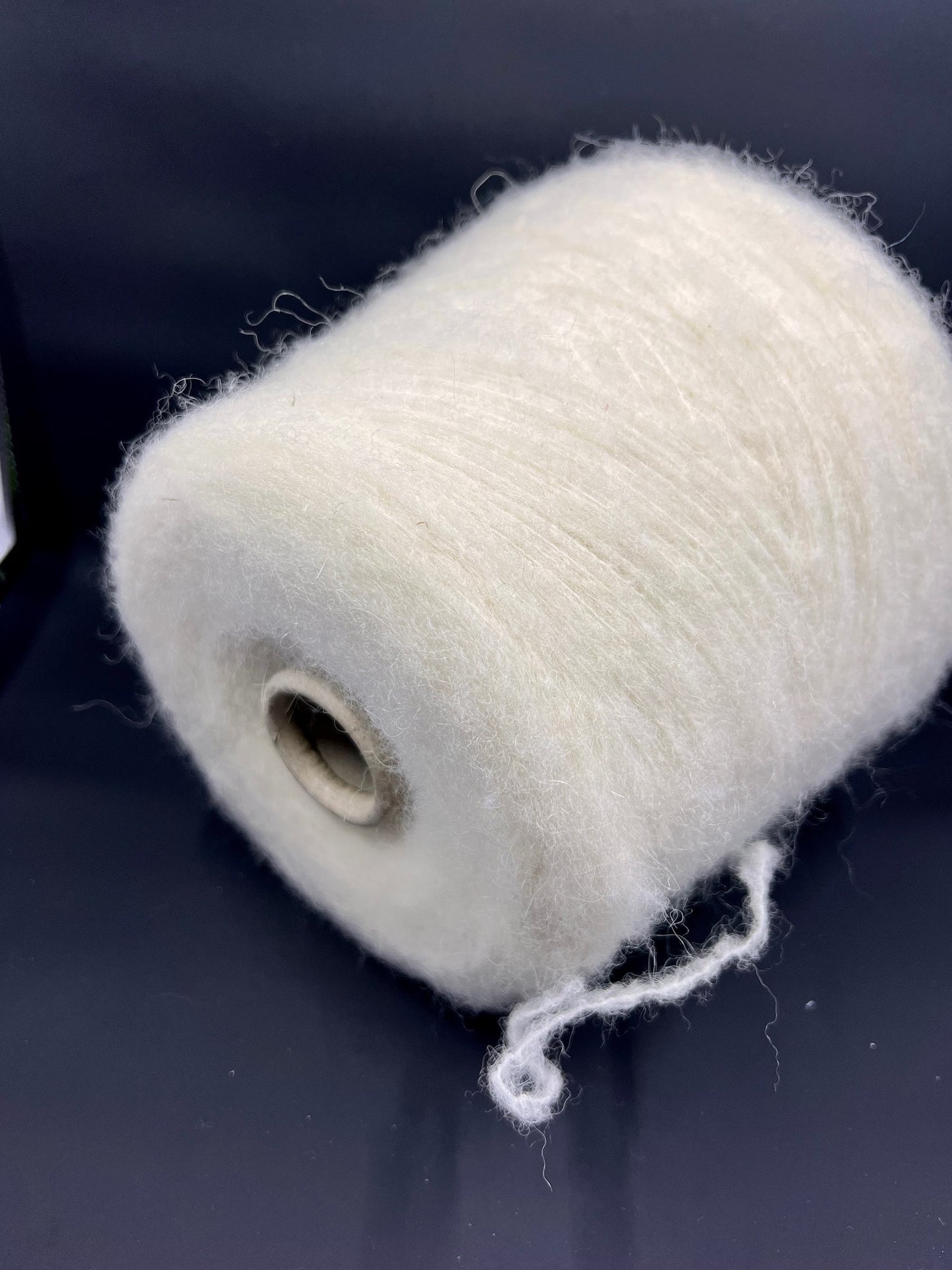 Alpaca yarn 40%, Lana yarn 40%,PA 17%, 3% EA,Yarn for knitting, Color Naturale , per 100 gr