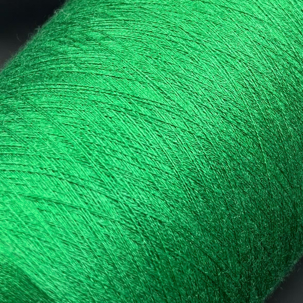 Cashmere 70%, SE 30%,Royal 2/58, Loro Piana-P158 38215, Color Verde (Green), per 100 gr. Italian Fine Yarn, yarn on cone, Hand Knitting, Machine Knitting