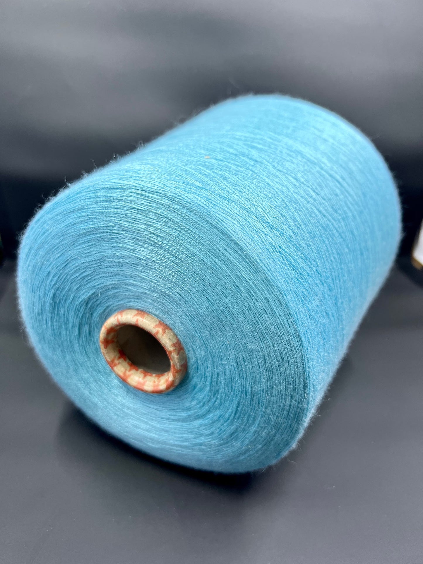 Cashmere 70%, SE 30%, 2/58, Loro Piana-P158 32049, Color Cielo (Blue Sky), per 100 gr. Italian Fine Yarn, yarn on cone, Hand Knitting, Machine Knitting