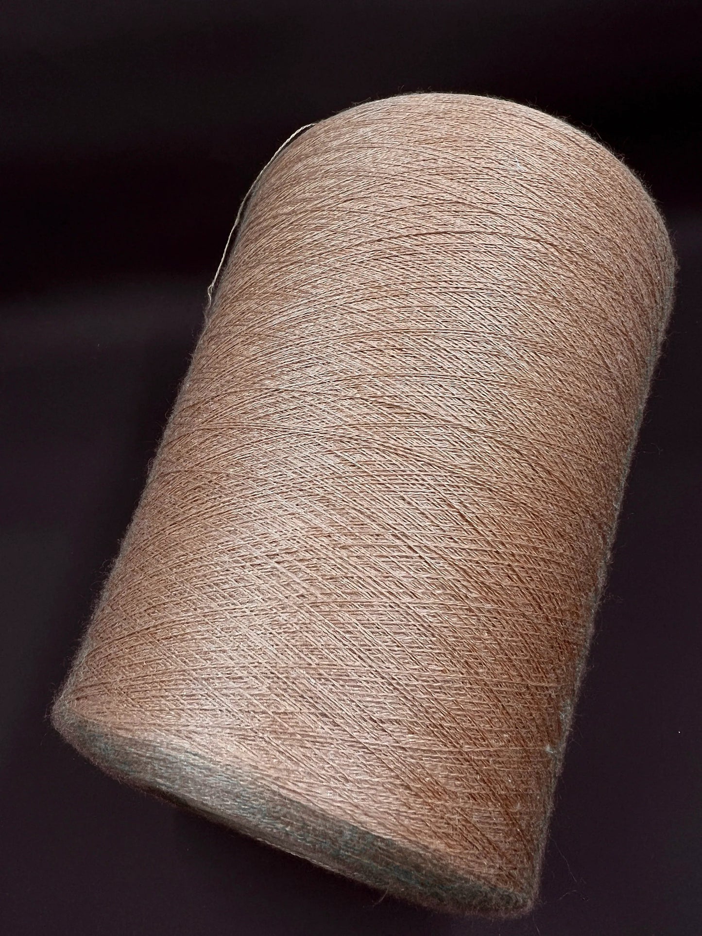 Cashmere 70%, SE 30%,Royal 2/58, Loro Piana-P158 70091, Color Sabbia, per 100 gr. Italian Fine Yarn, yarn on cone, Hand Knitting, Machine Knitting
