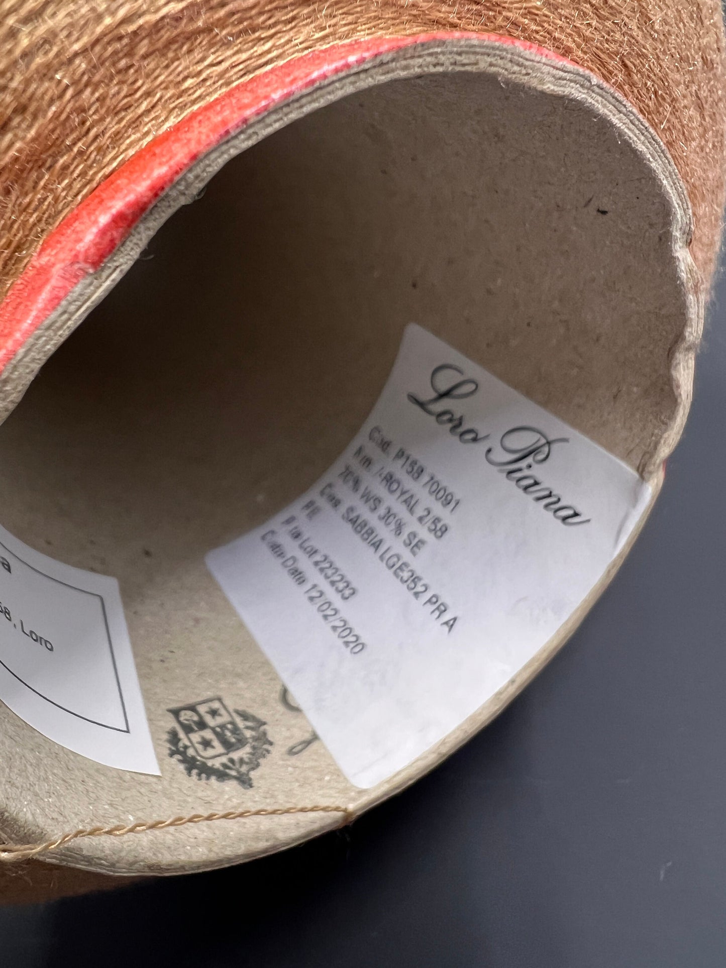 Cashmere 70%, SE 30%,Royal 2/58, Loro Piana-P158 70091, Color Sabbia, per 100 gr. Italian Fine Yarn, yarn on cone, Hand Knitting, Machine Knitting