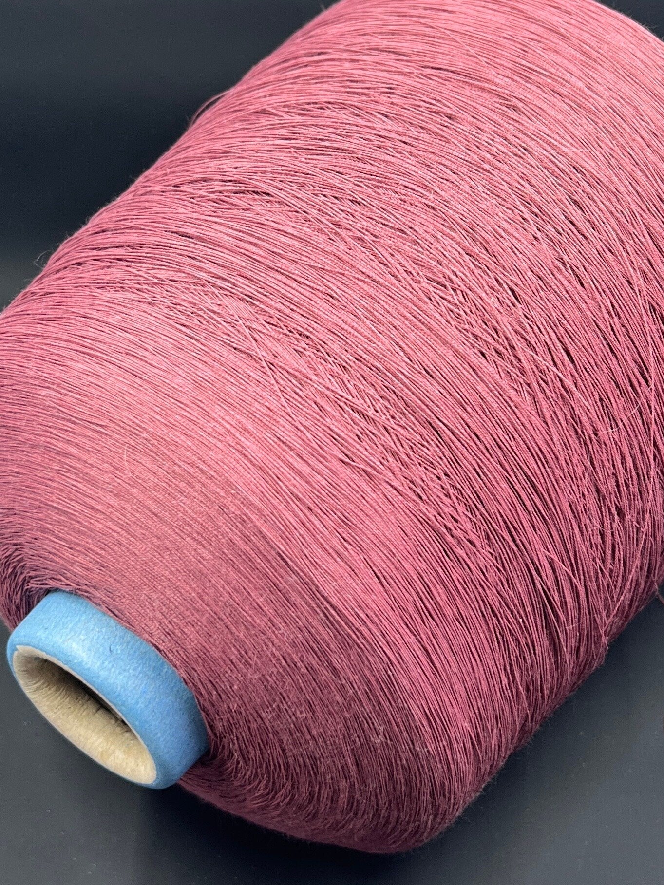 Rayon Viscose 70%, Organic Cotton 30%, SESIA BIO OCEANIA.colore Light Brown, Yarn on Cone. Italian Lace Yarn. Hand and Machine Knitting. Fiber: 70% Viscose Yarn & 30% Organic Cotton Nm 1/20. Reference: SESIA BIO OCEANIA Yarn on Cone for Machine knitting and Hand Knitting.