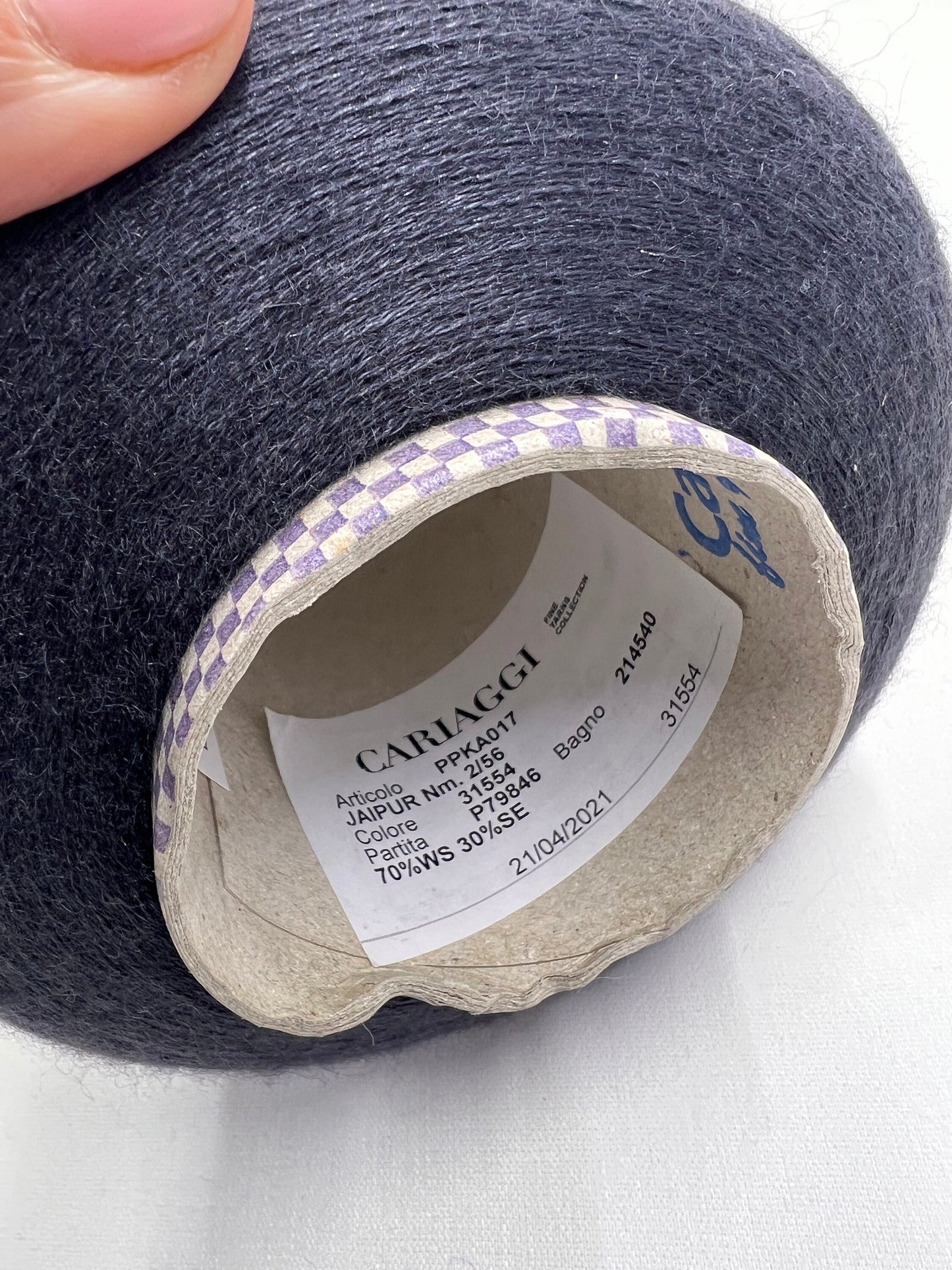 Cashmere Yarn & Silk Yarn by Cariaggi. Cashmere Yarn & Silk Yarn for Hand & Machine Knitting. Fiber: 70% Cashmere Yarn 30% Silk Yarn Yarn Colour: White Milk Reference: Cariaggi, Nm 2/56 This is a very soft pure Cashmere blend yarn by Cariaggi.