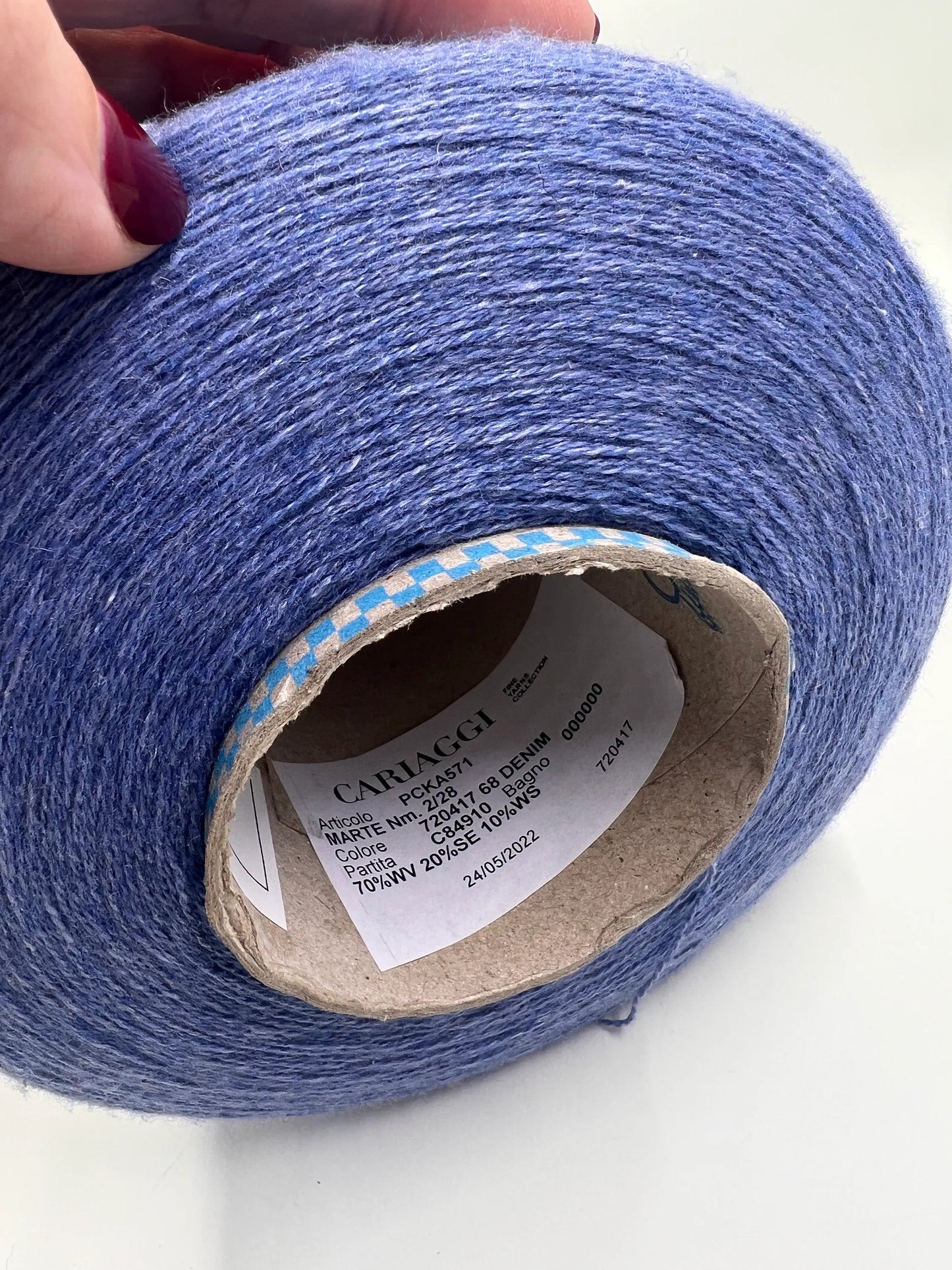 Merino & Cashmere & Silk Yarn by Cariaggi. Cashmere Yarn & Merinp wool Yarn & Silk Yarn for Hand & Machine Knitting. Fiber: 75% Merino wool Yarn & Cashmere Yarn 10% & Silk Yarn 15%. Yarn Colour: Denim (Blue Sky) Reference: Cariaggi, Nm 2/28 This is a very soft pure Merino blend yarn by Cariaggi.