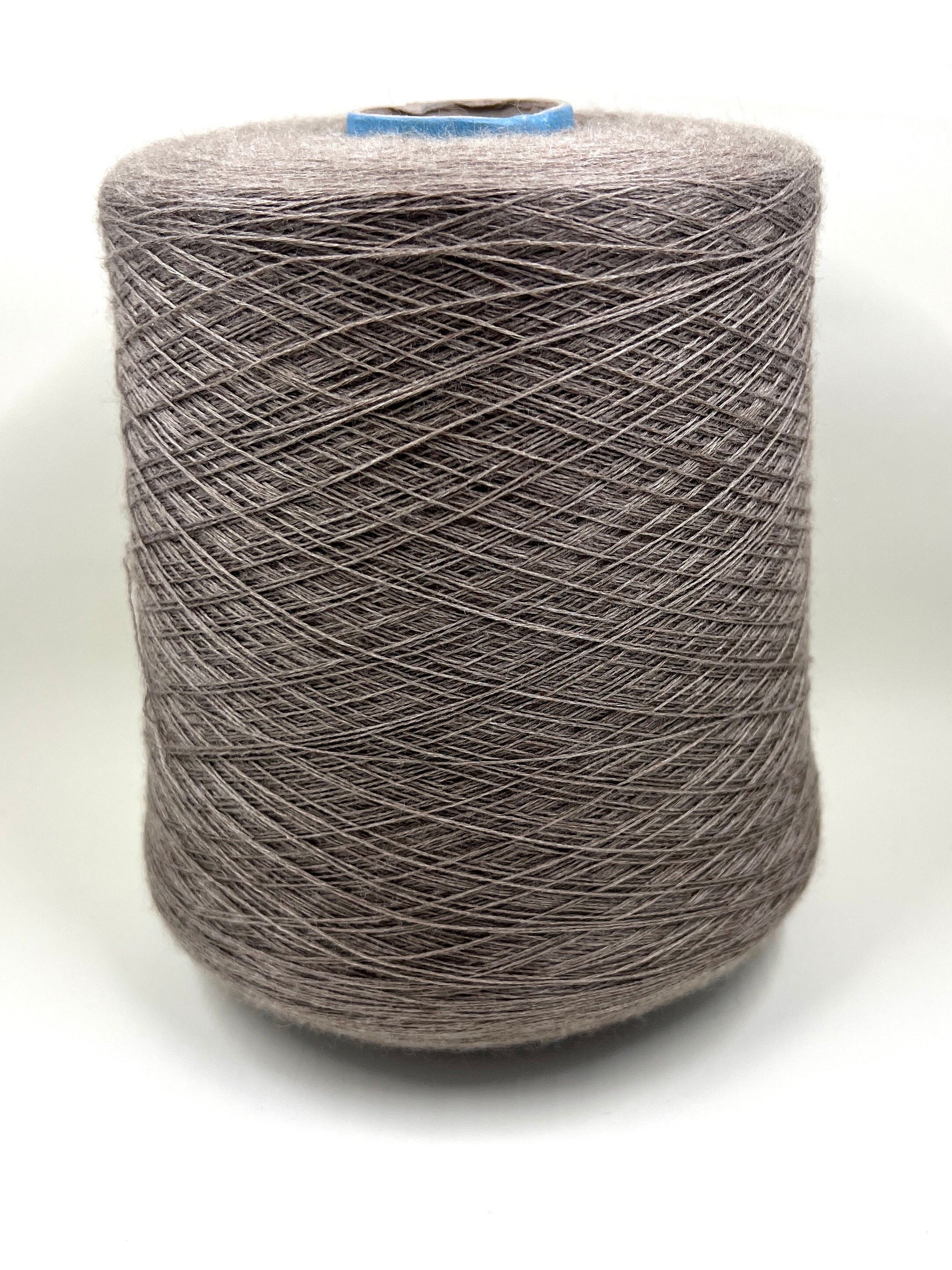 Royal Cashmere Yarn 70%, Silk Yarn 30%,Color Gray. Profilo SNC , Yarn on Cone. Italian Lace Yarn. Hand and Machine Knitting. Fiber: Royal Cashmere Yarn 70%, Silk Yarn 30%,Nm 1/80x5 Reference: Profilo SNC for Machine knitting and Hand Knitting.