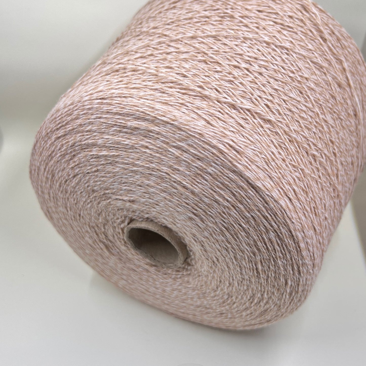 Merino Wool Yarn 100%, Yarn on Cone. Italian Lace Yarn. Hand and Machine Knitting. Fiber: 100% Merino Wool Yarn. Silte Mouline. Nm 2/15000. White/Beige.