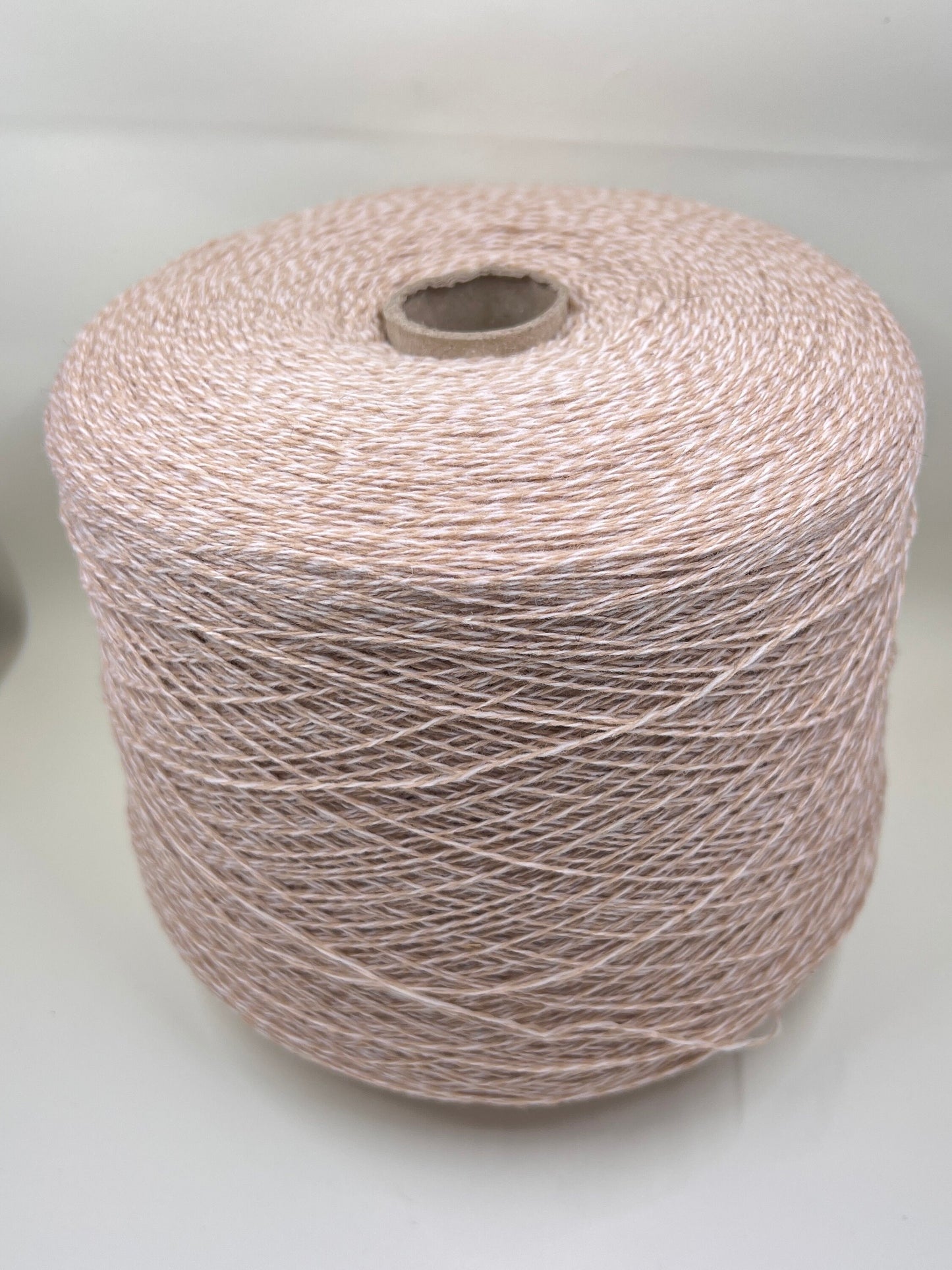 Merino Wool Yarn 100%, Yarn on Cone. Italian Lace Yarn. Hand and Machine Knitting. Fiber: 100% Merino Wool Yarn. Silte Mouline. Nm 2/15000. White/Beige.