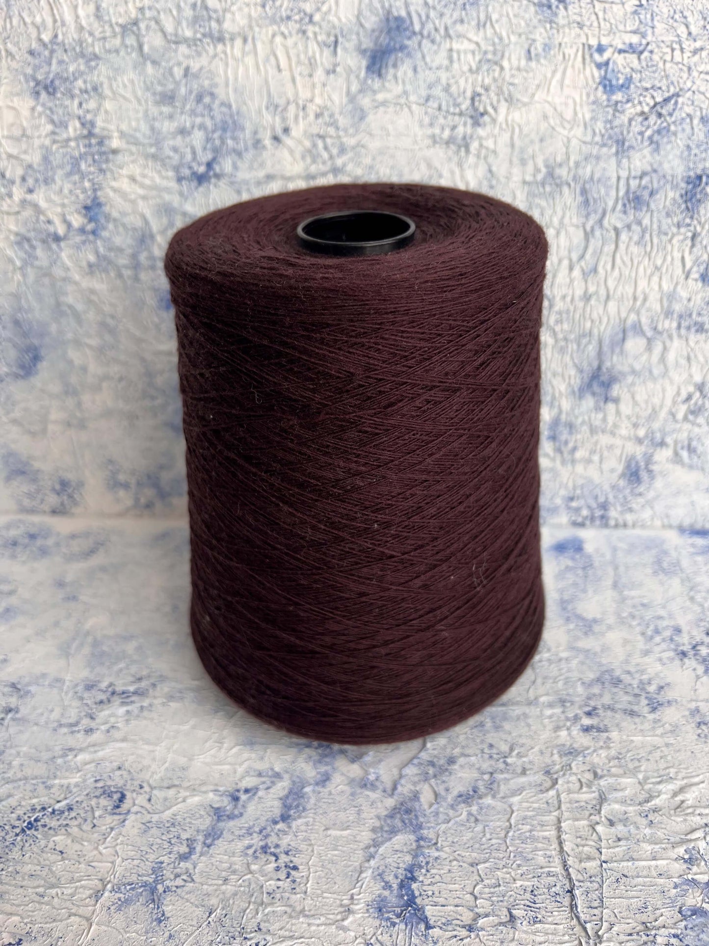Merino Yarn 100%, Supergeelong, ZEGNA BARUFFA , Color Dark Chokolate. Per 100 gr