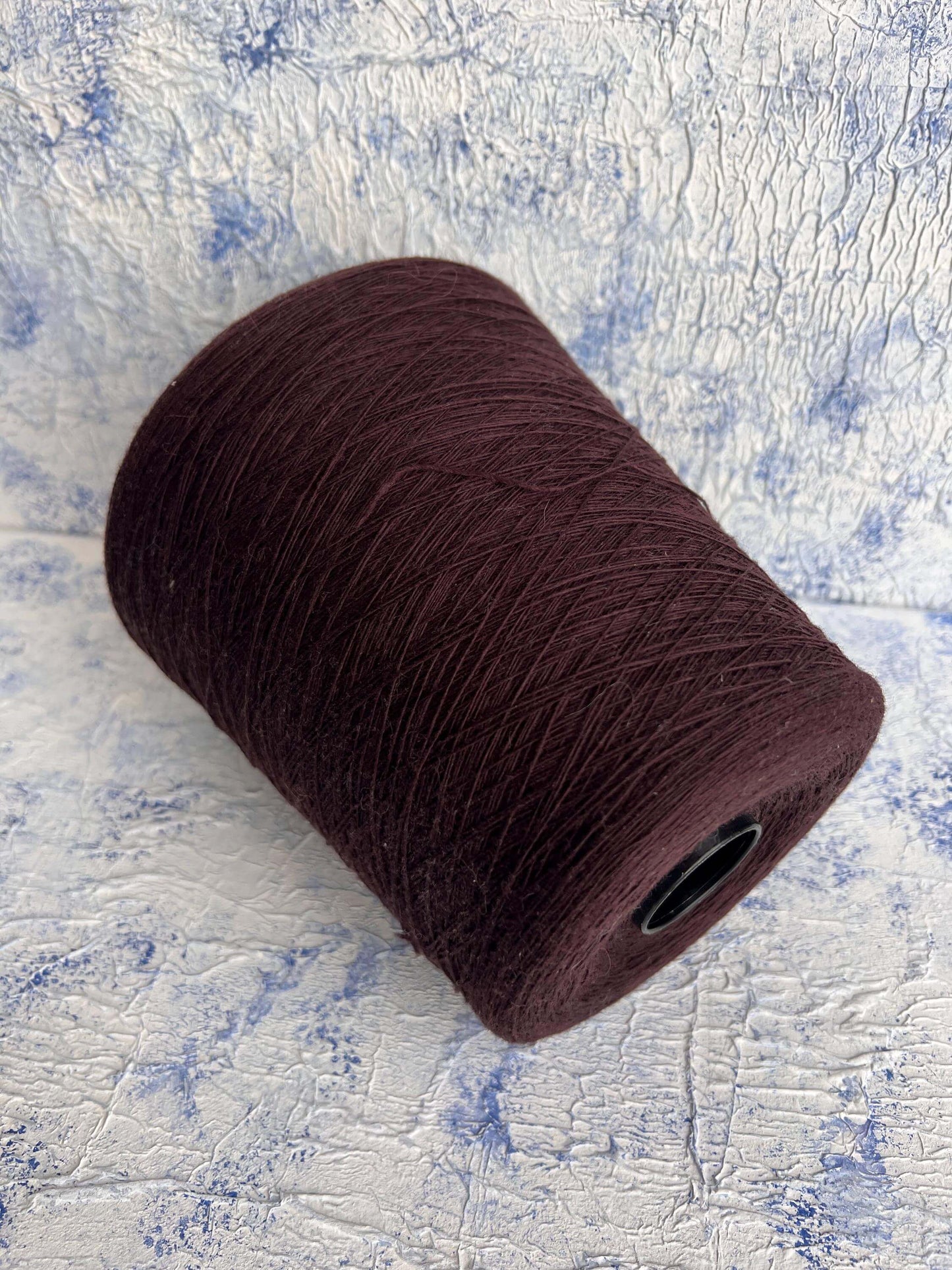 Merino Yarn 100%, Supergeelong, ZEGNA BARUFFA , Color Dark Chokolate. Per 100 gr