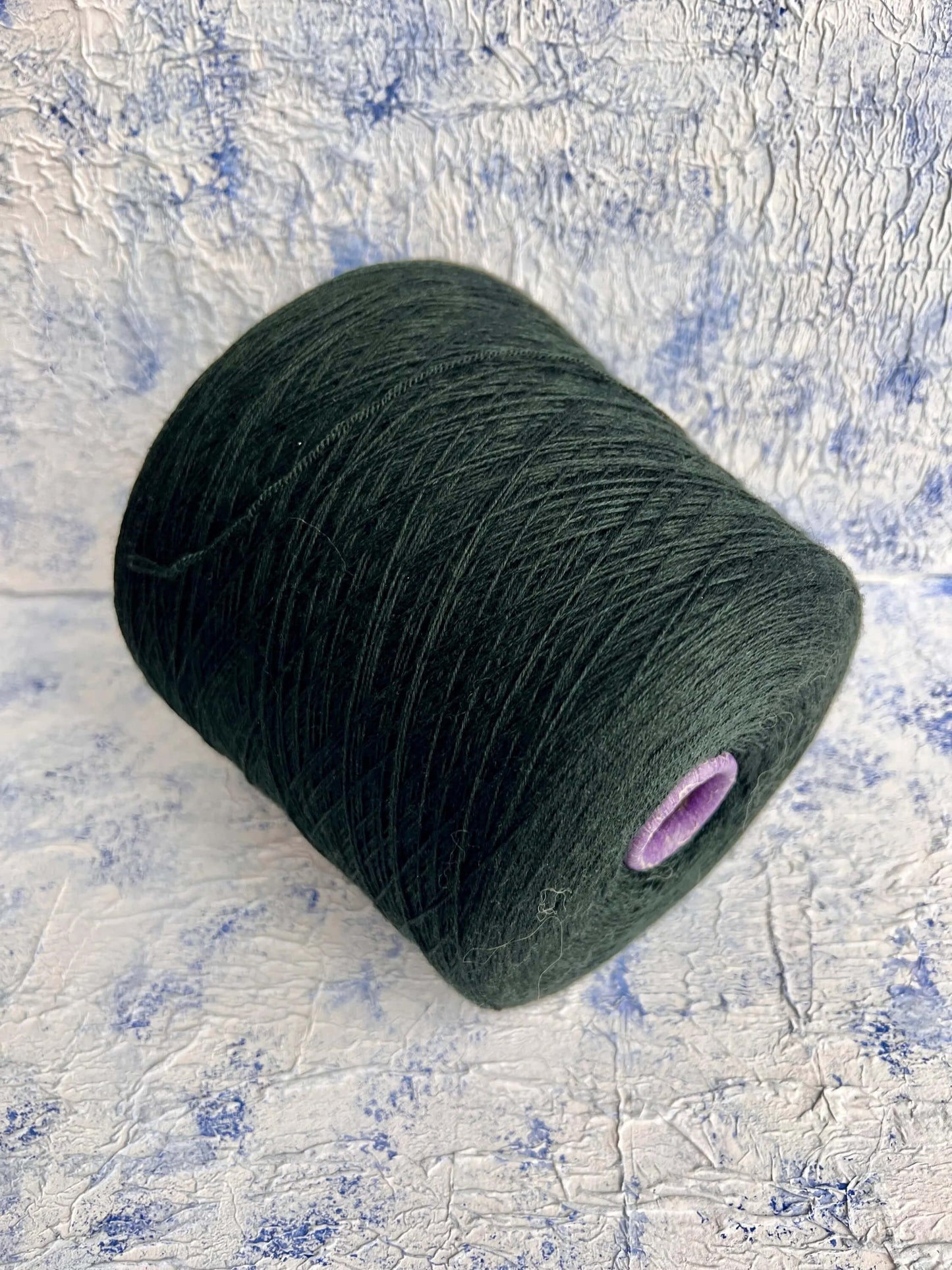 Merino 70%, Silk 30%, Nm 7000, Botto Poala, Color Dark Green. Per 100 gr