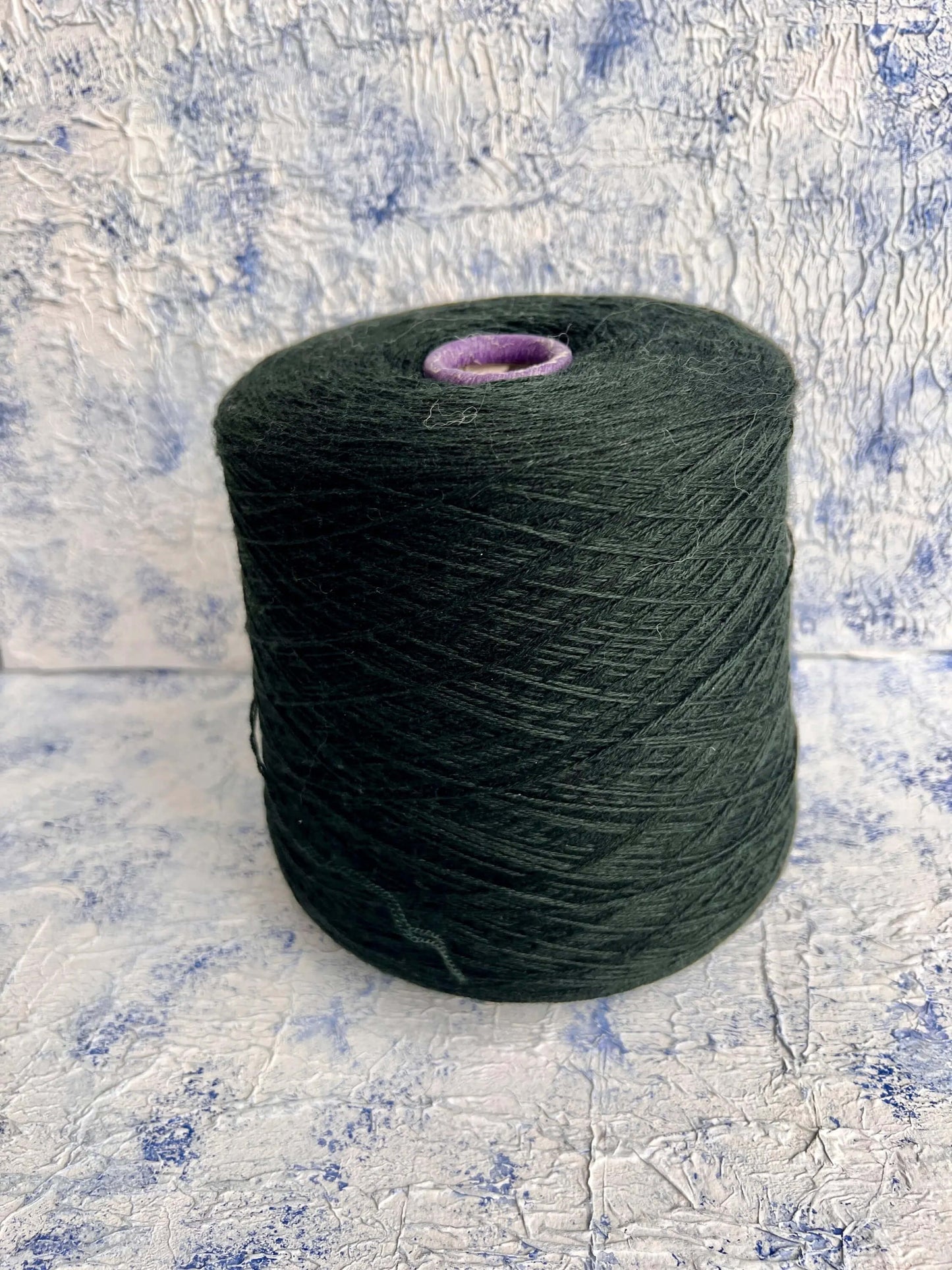 Merino 70%, Silk 30%, Nm 7000, Botto Poala, Color Dark Green. Per 100 gr